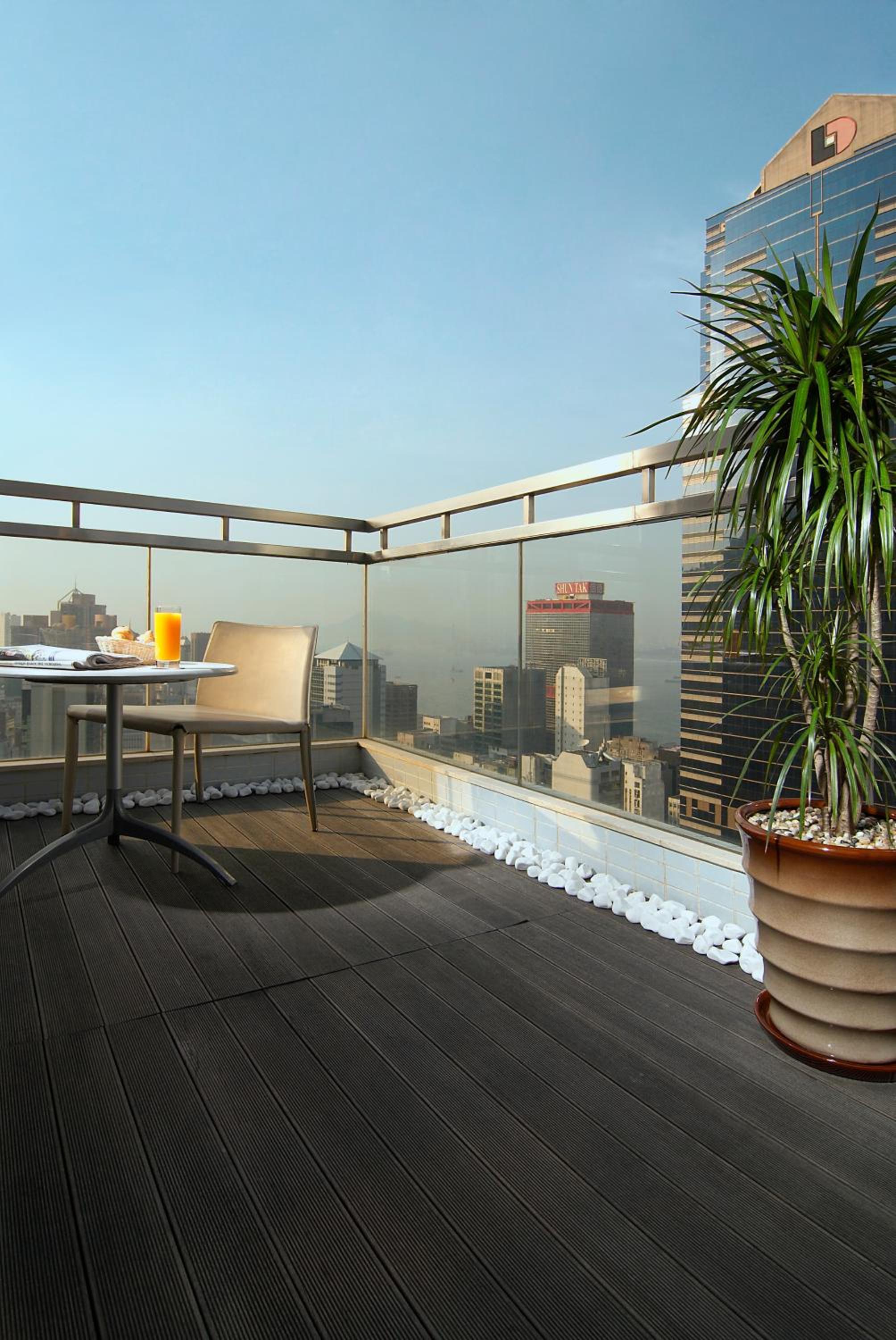 Harbor View Suite with Balcony photo 2
