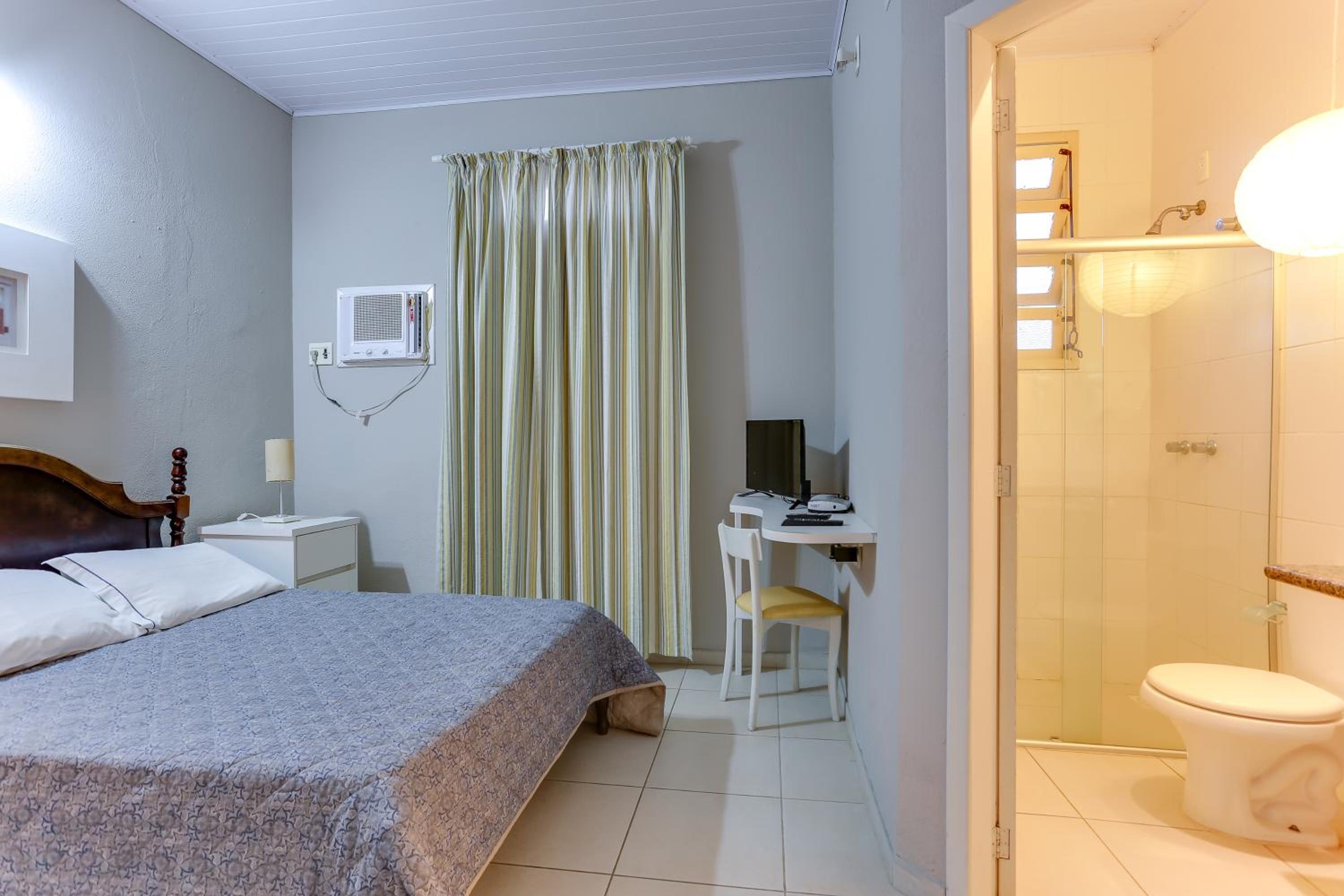 Standard Double Room - Photo 2