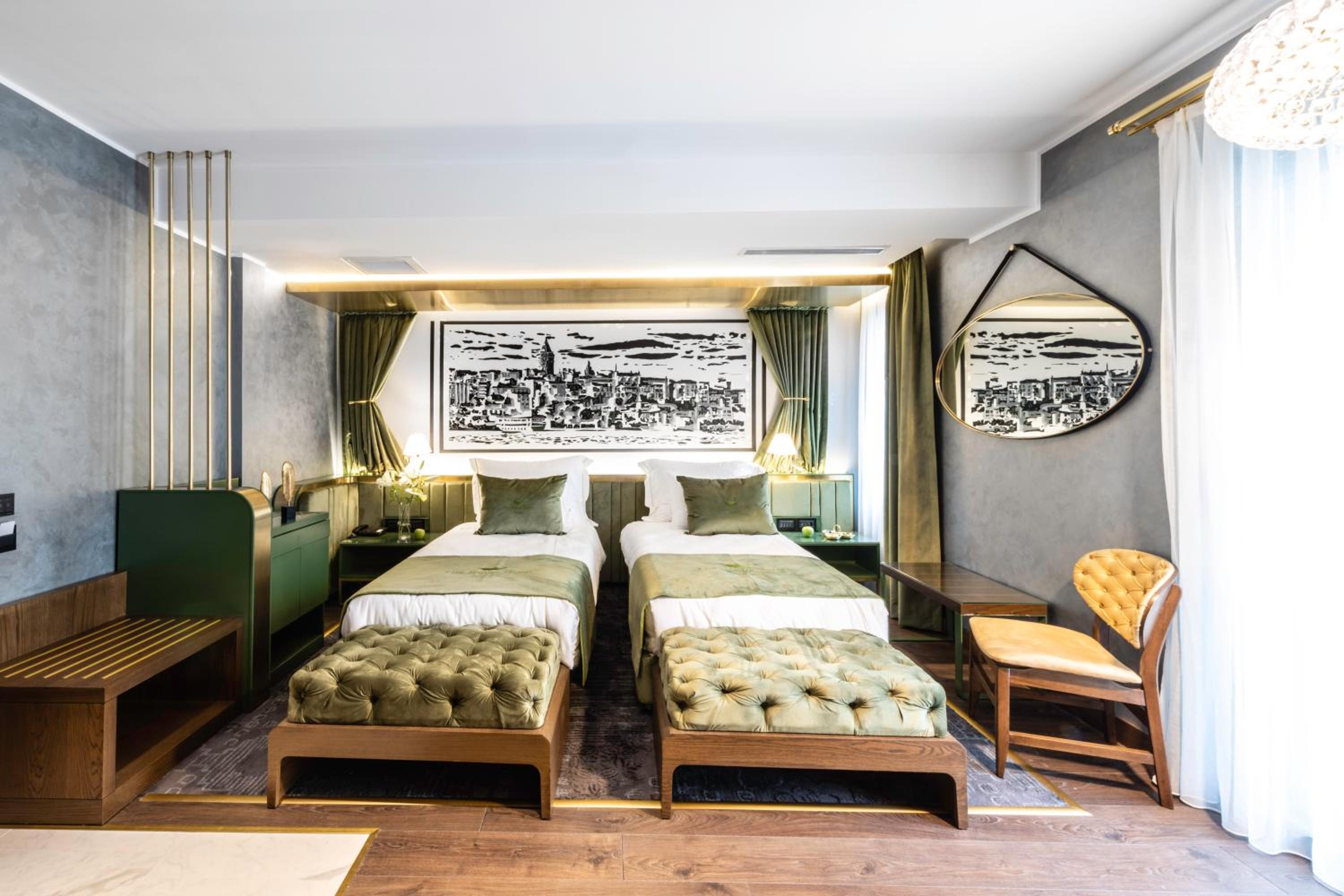 Deluxe Double or Twin Room photo 1