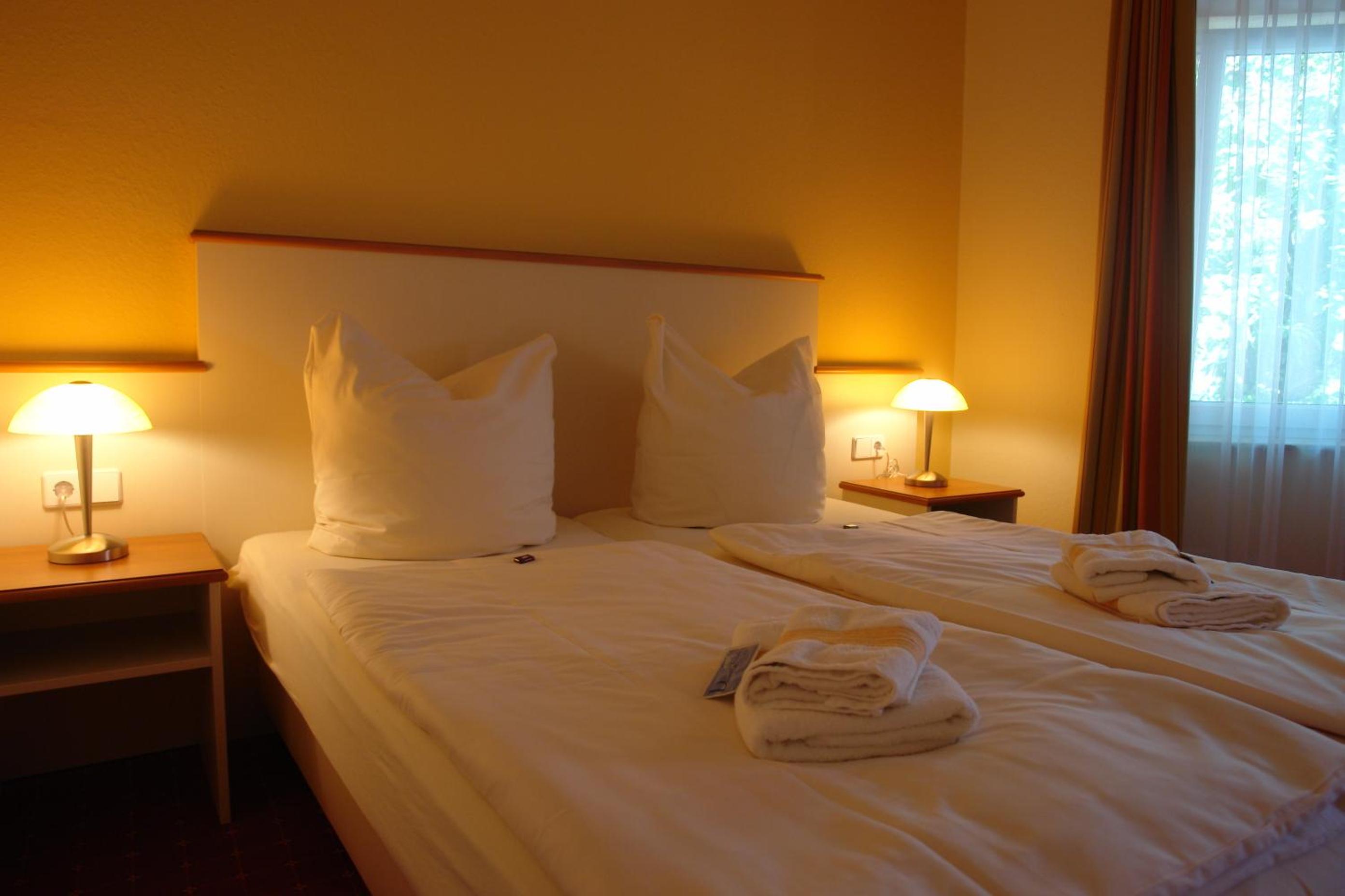 Double Room - Photo 11