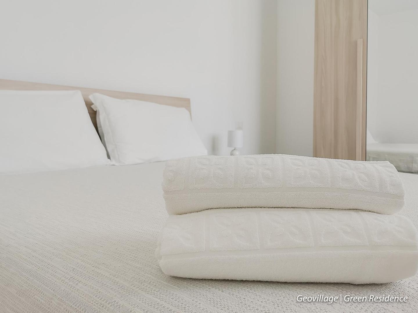 One-Bedroom Apartment - Photo 5