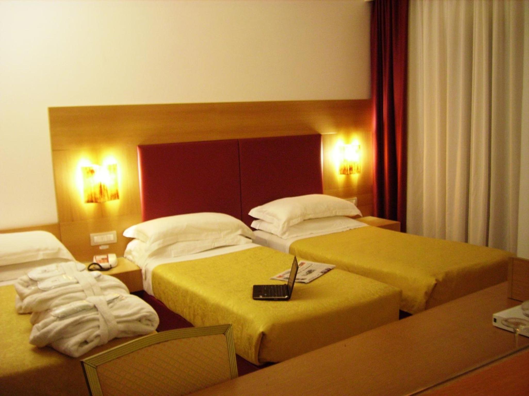 Superior Triple Room - Photo 5