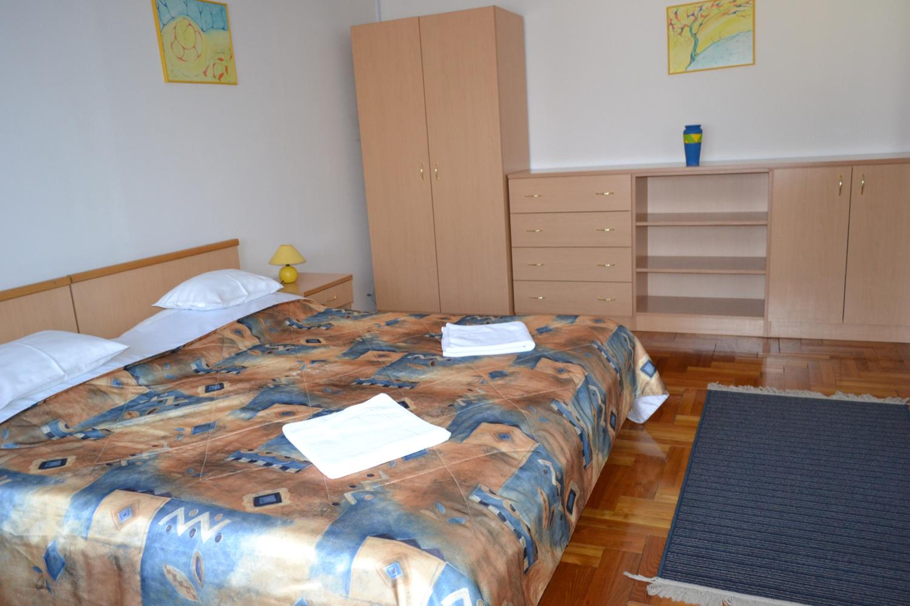 Three-Bedroom Apartment photo 2