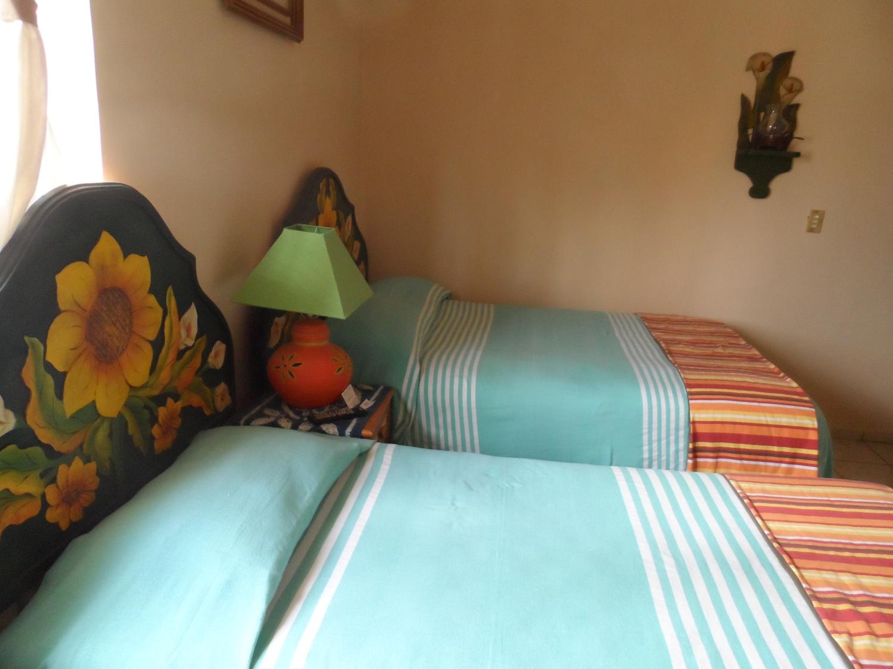 Classic Triple Room - Photo 4
