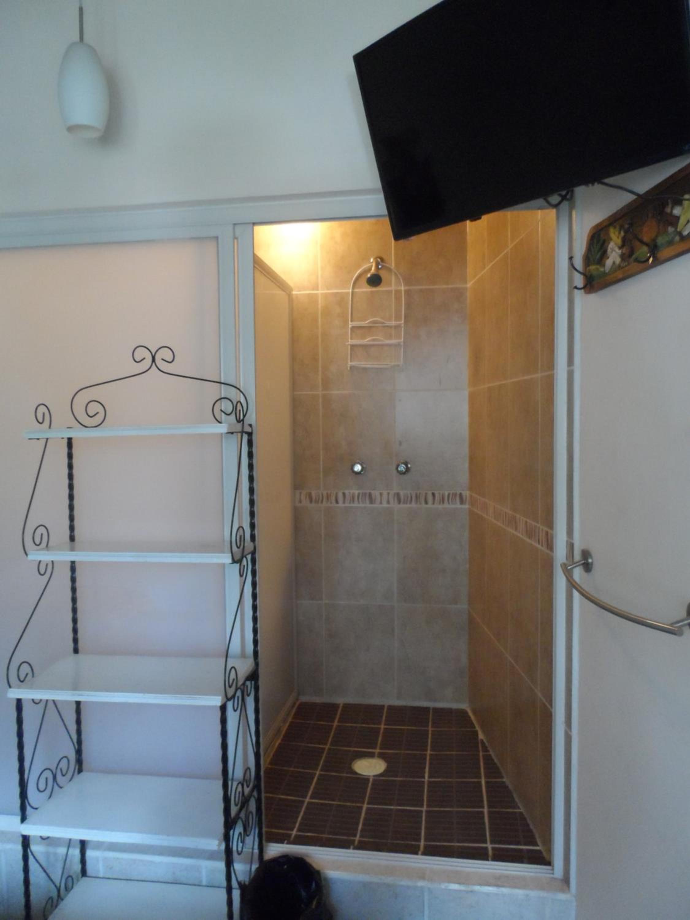 Classic Triple Room - Photo 3