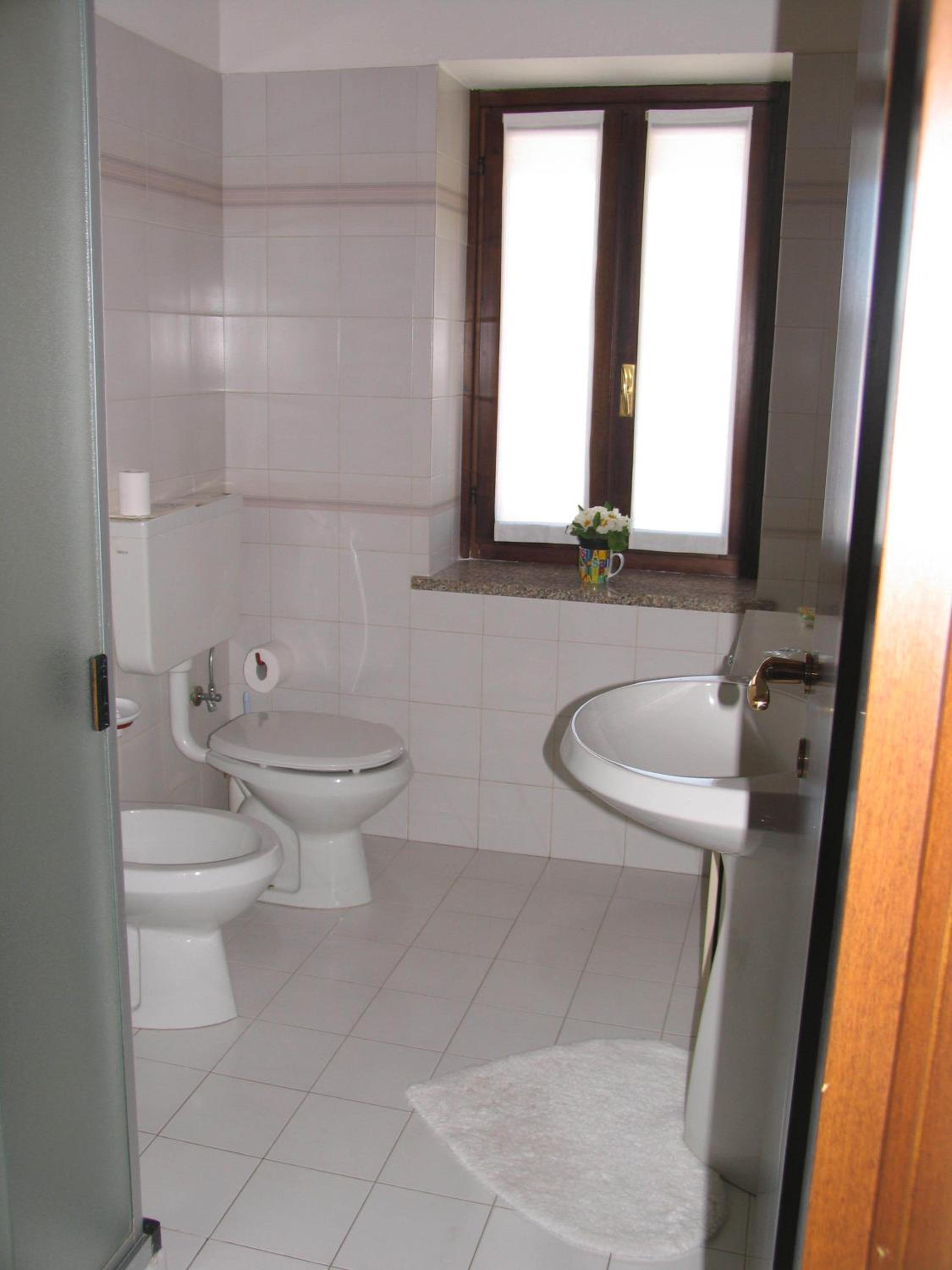 Double or Twin Room photo 3