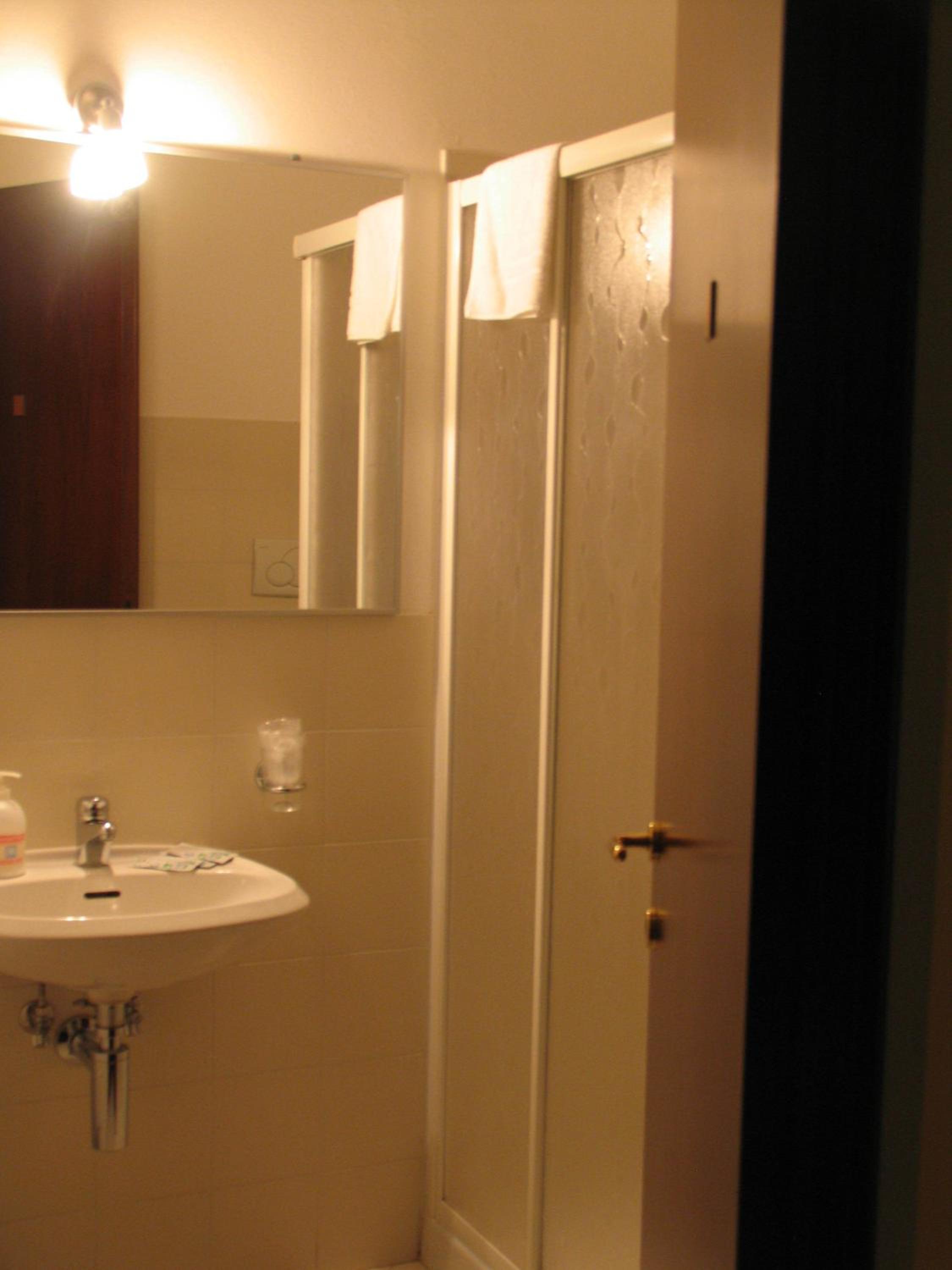Double or Twin Room photo 2