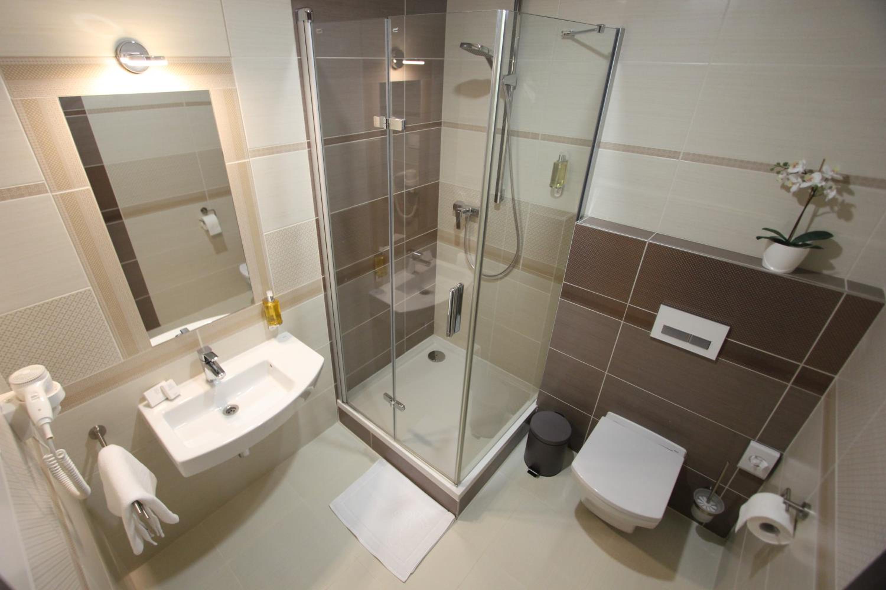 Standard Double Room - Photo 4