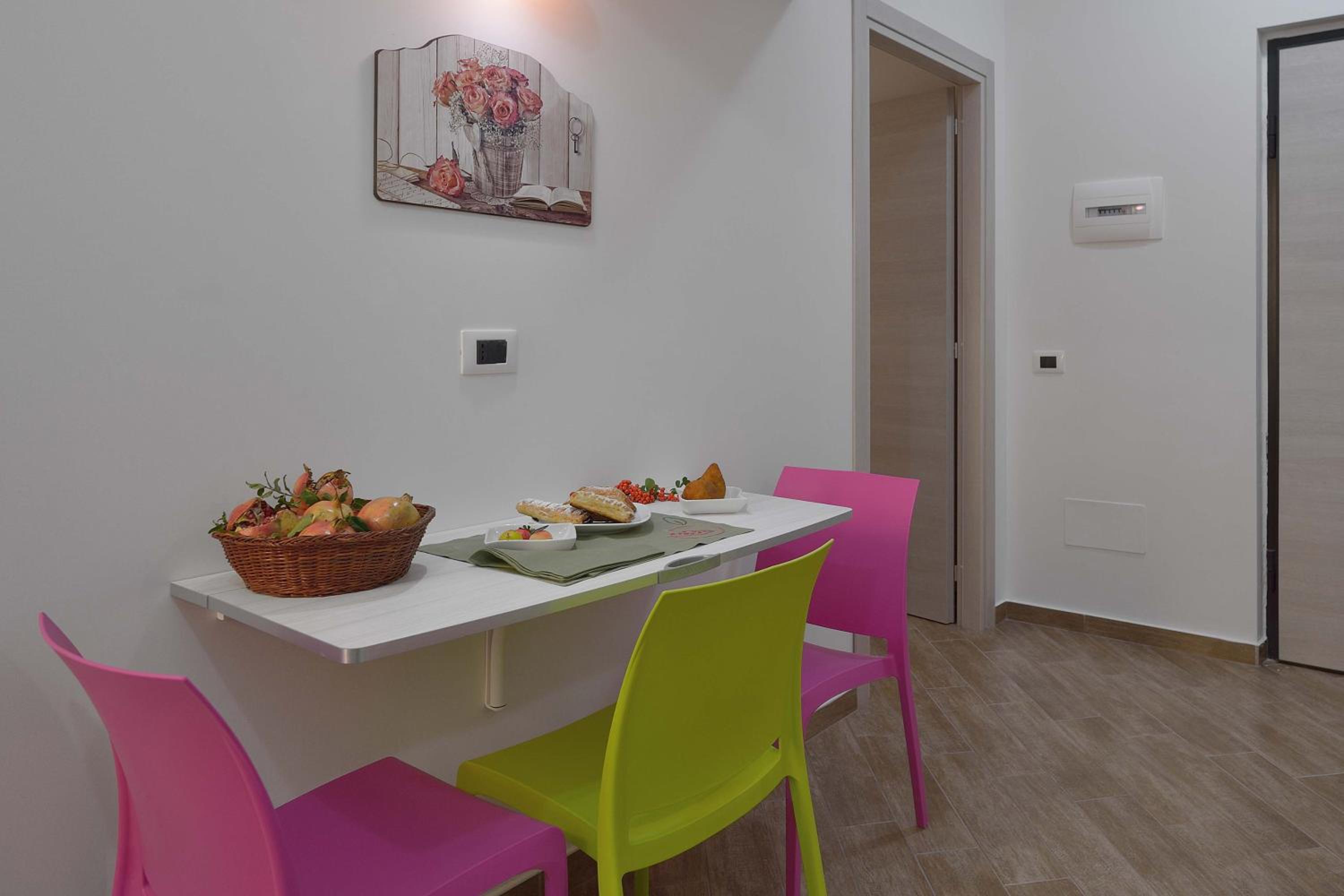 Triple Room with Private Bathroom - Photo 5