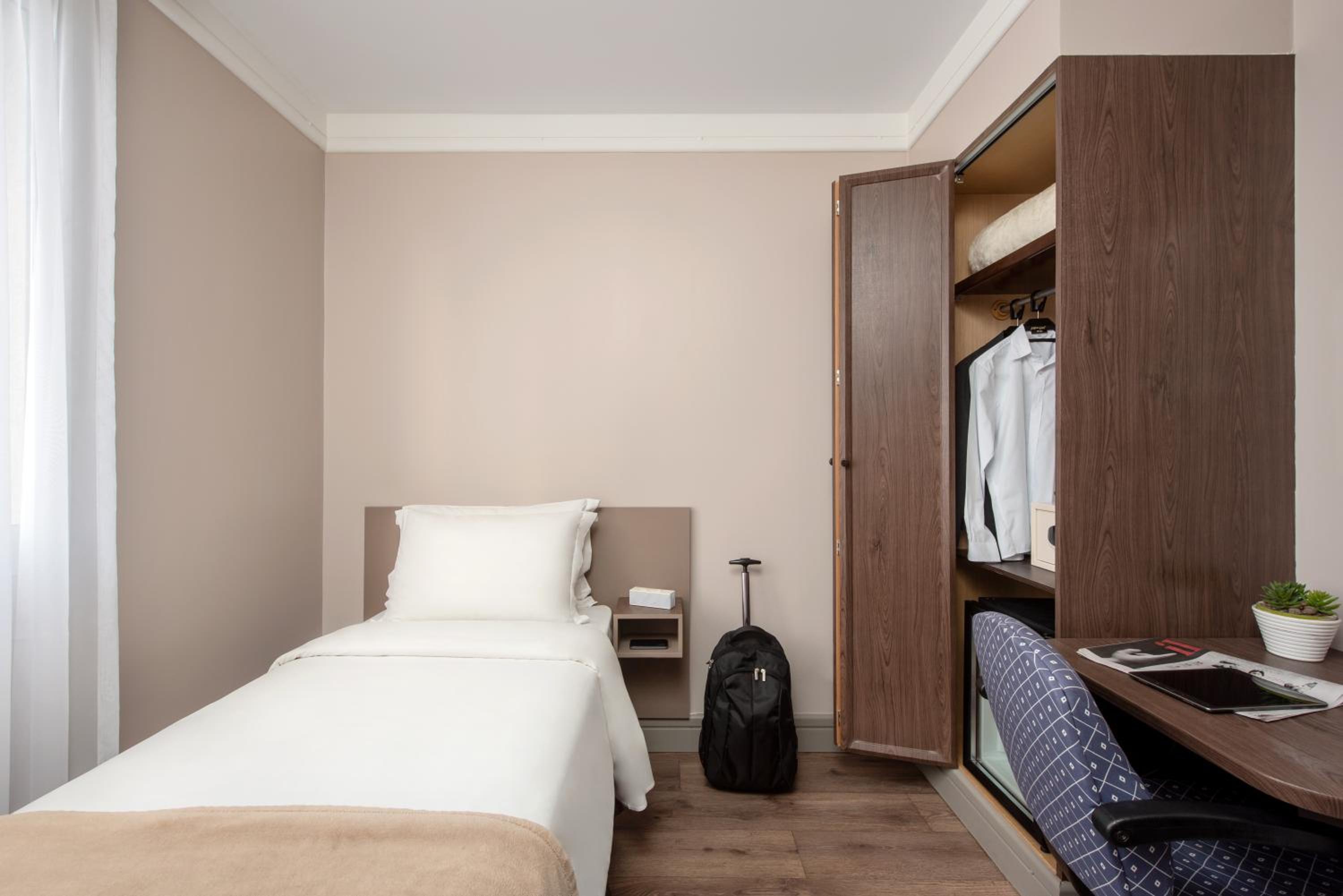Studio Individual - 1 Cama Solteiro