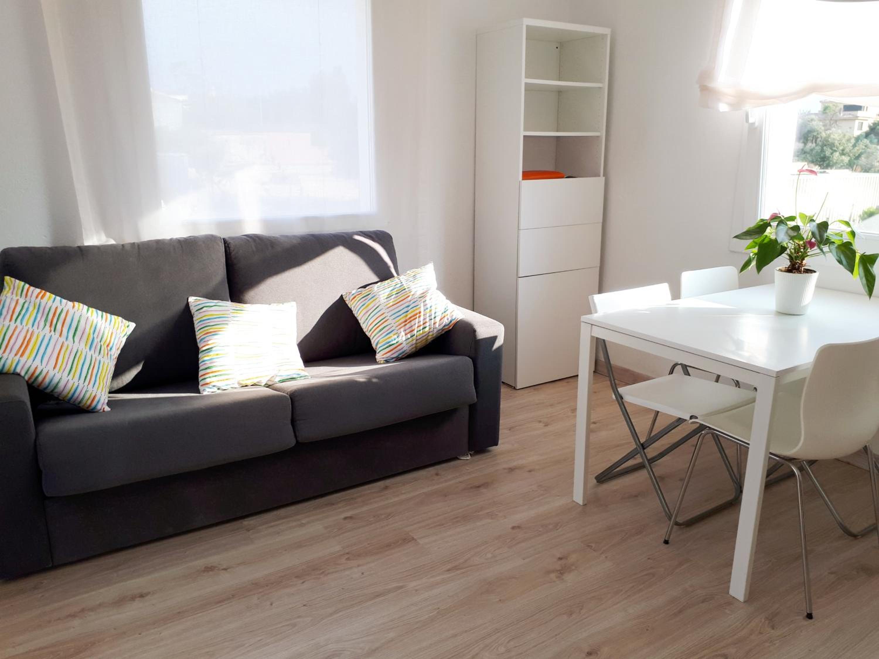 Apartment photo 2