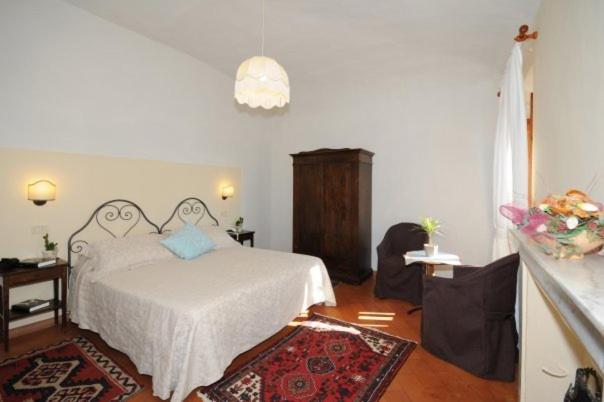 Superior Double or Twin Room - Photo 3
