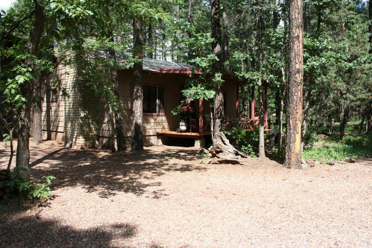 Two-Bedroom Cabin  photo 1