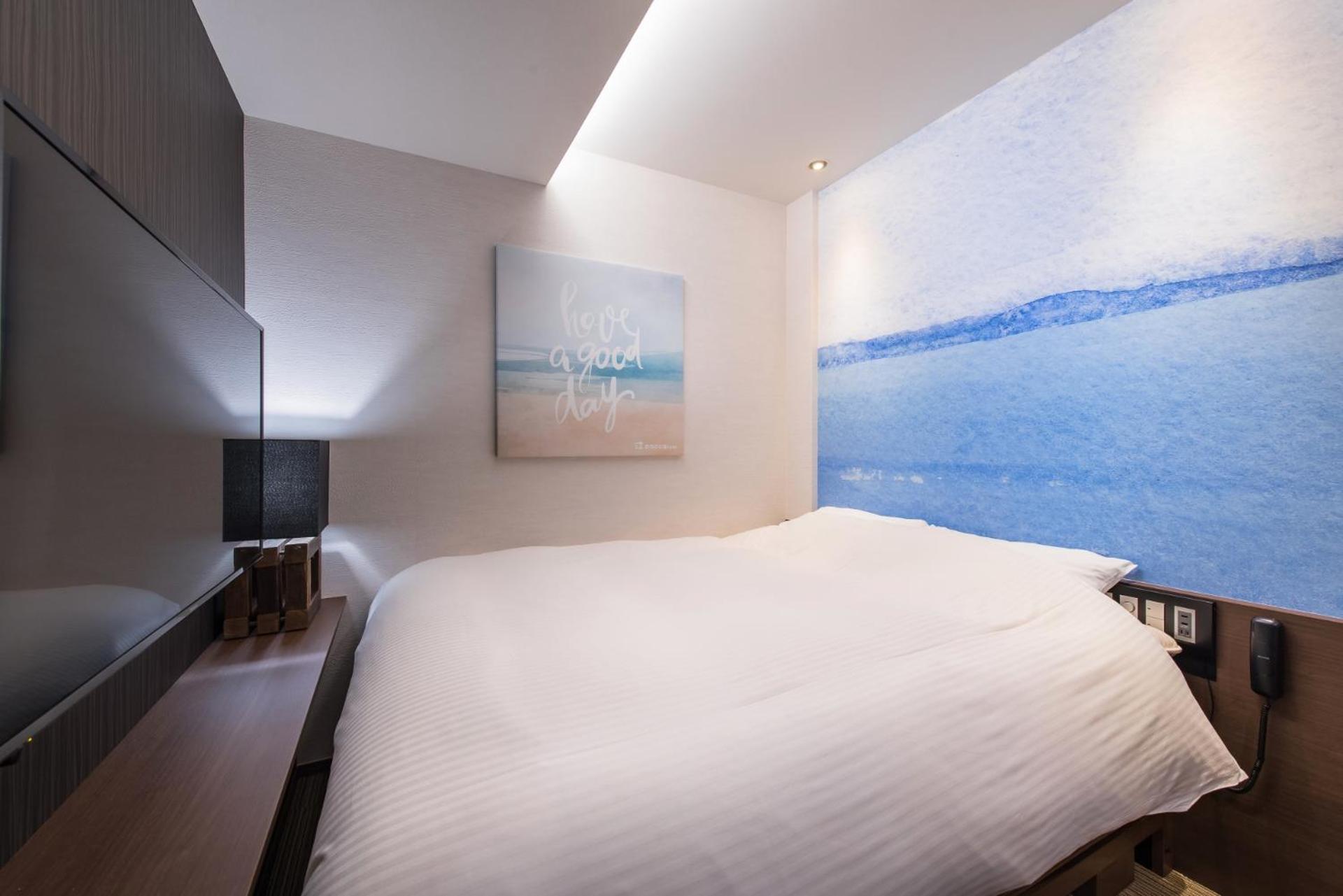 Large Double Room - Photo 10