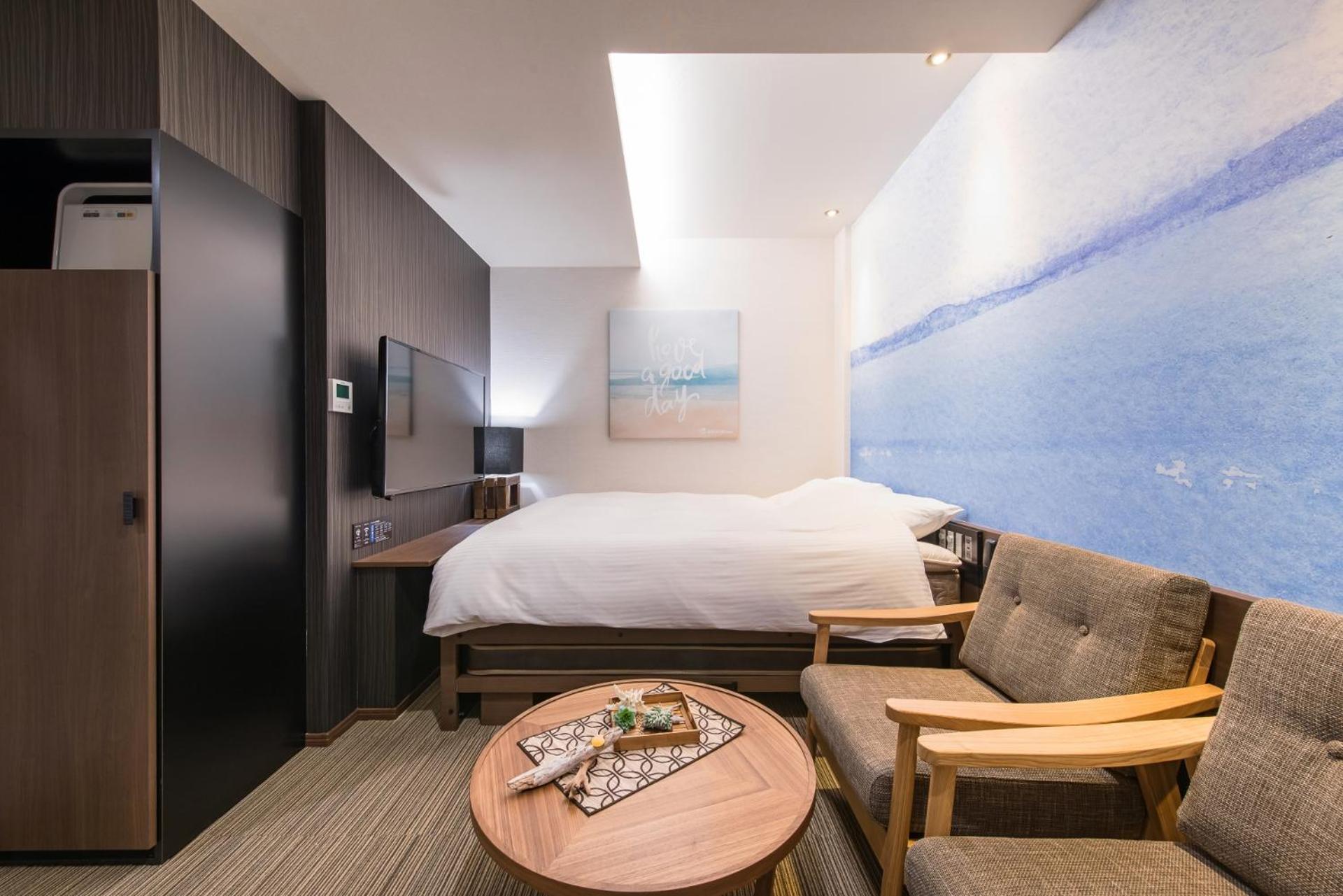 Large Double Room - Photo 8