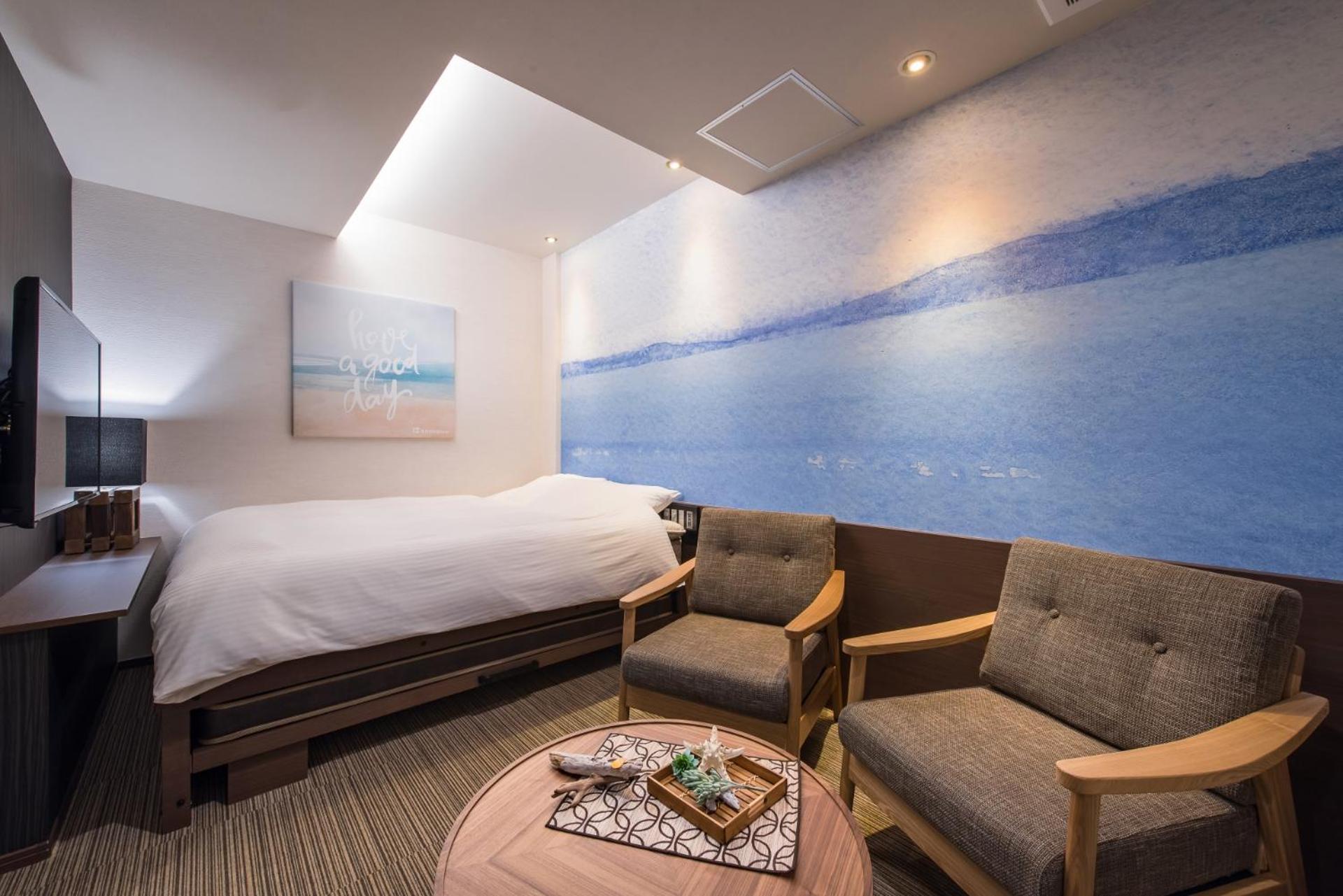 Large Double Room - Photo 1