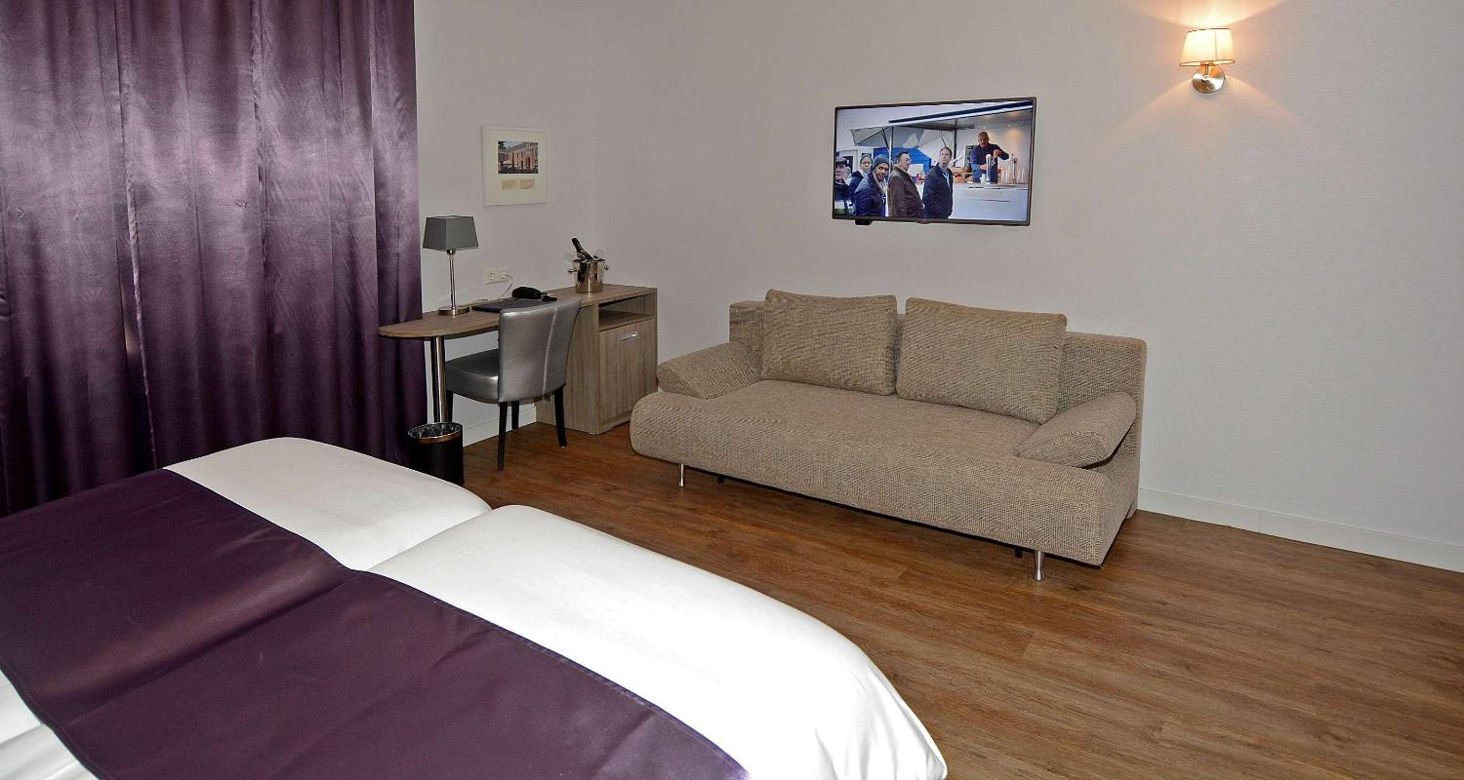 Double Room With Sofa Bed - Photo 3