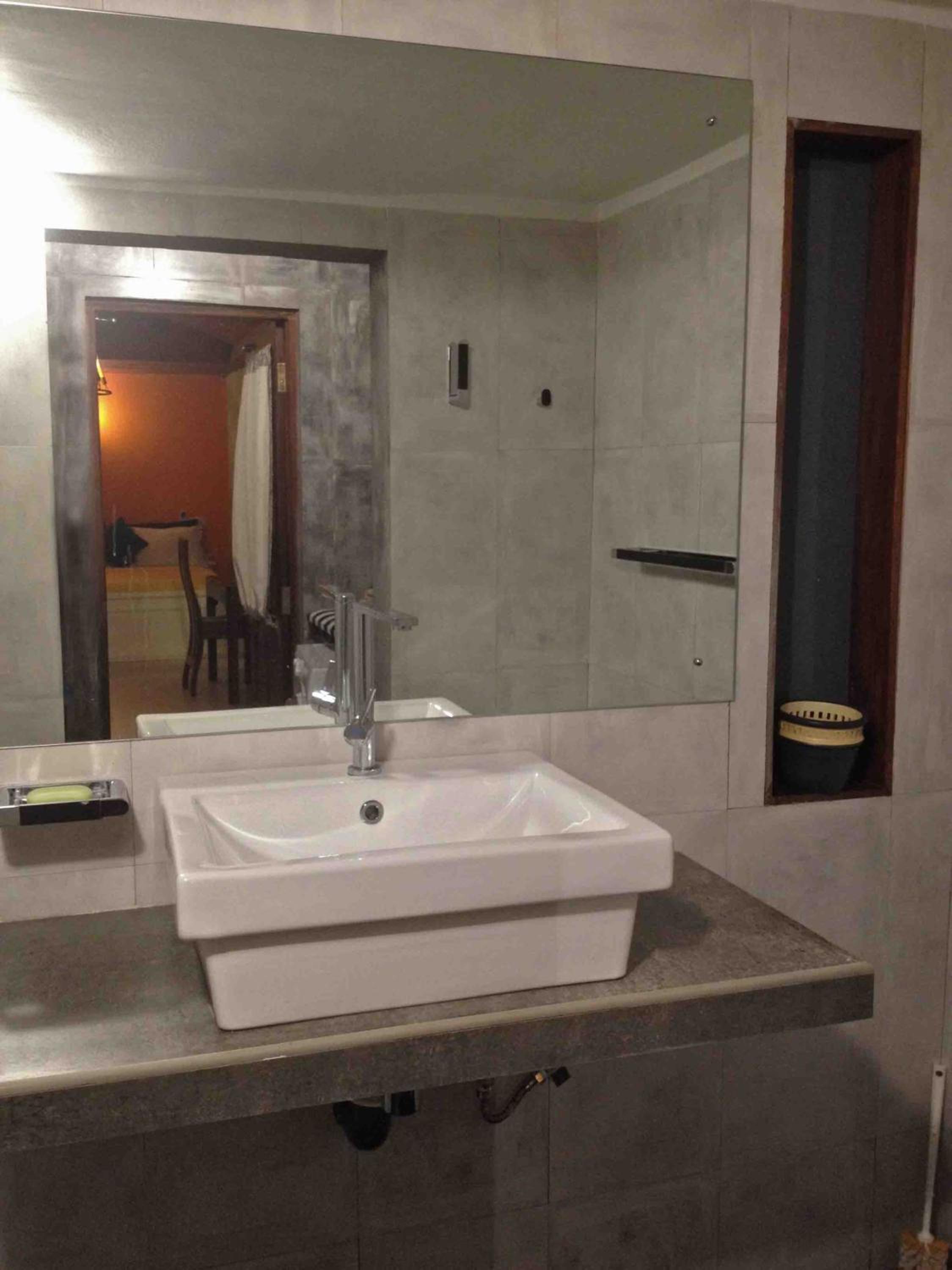 One-Bedroom House photo 1