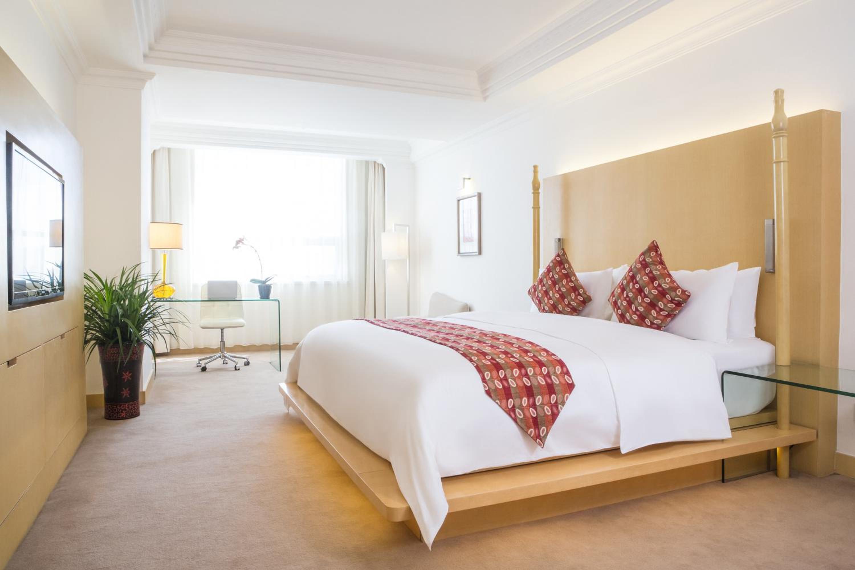 Executive Deluxe King Room