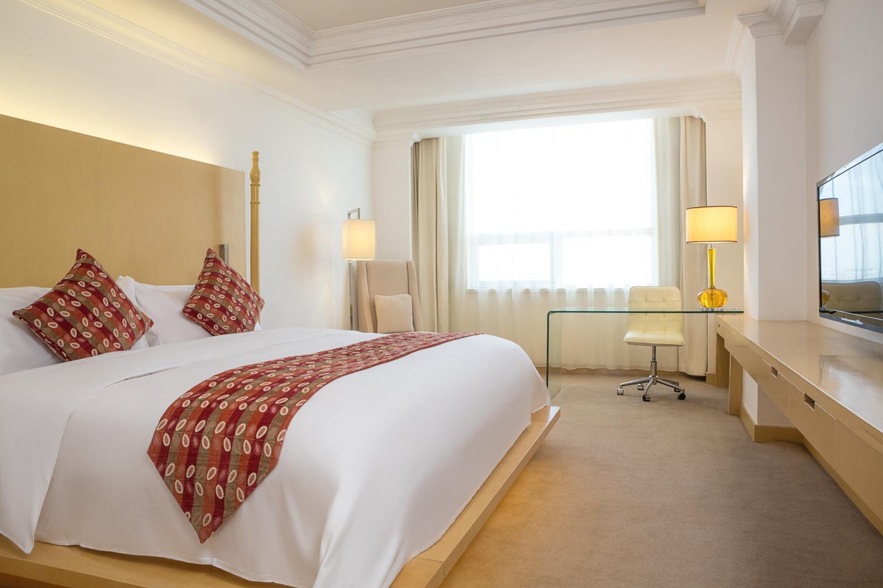Deluxe King Room