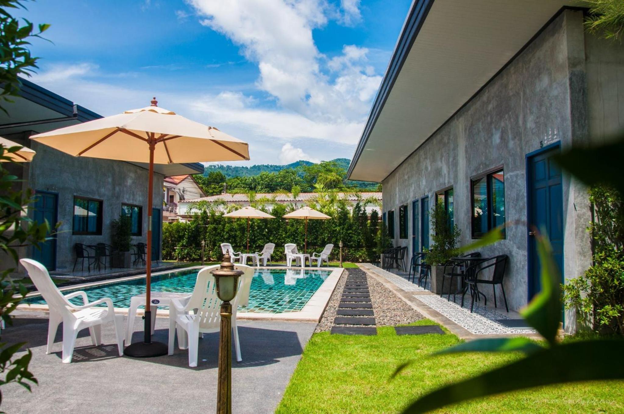 King Room with Pool View - Photo 53