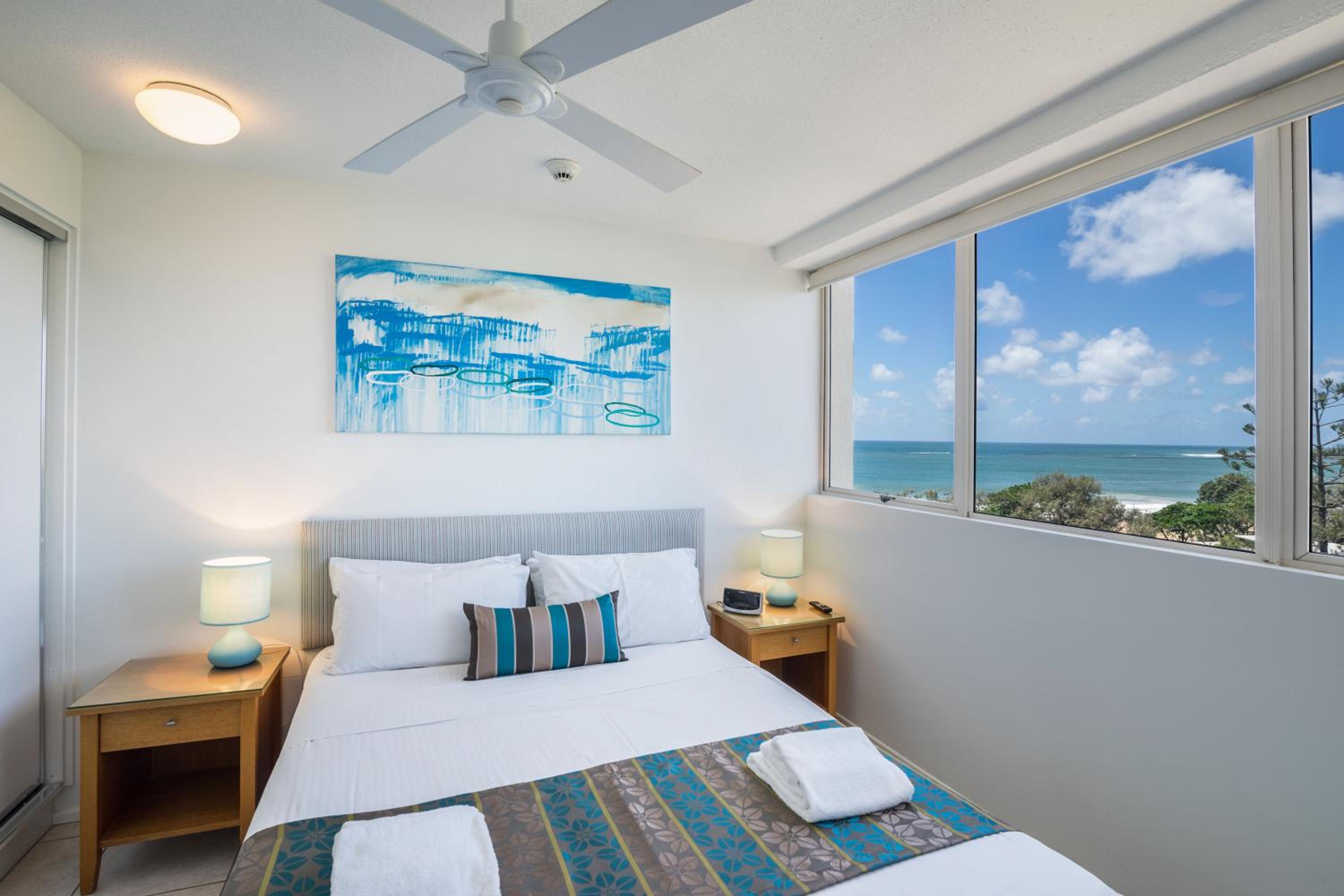 Deluxe Ocean View Apartment photo 3