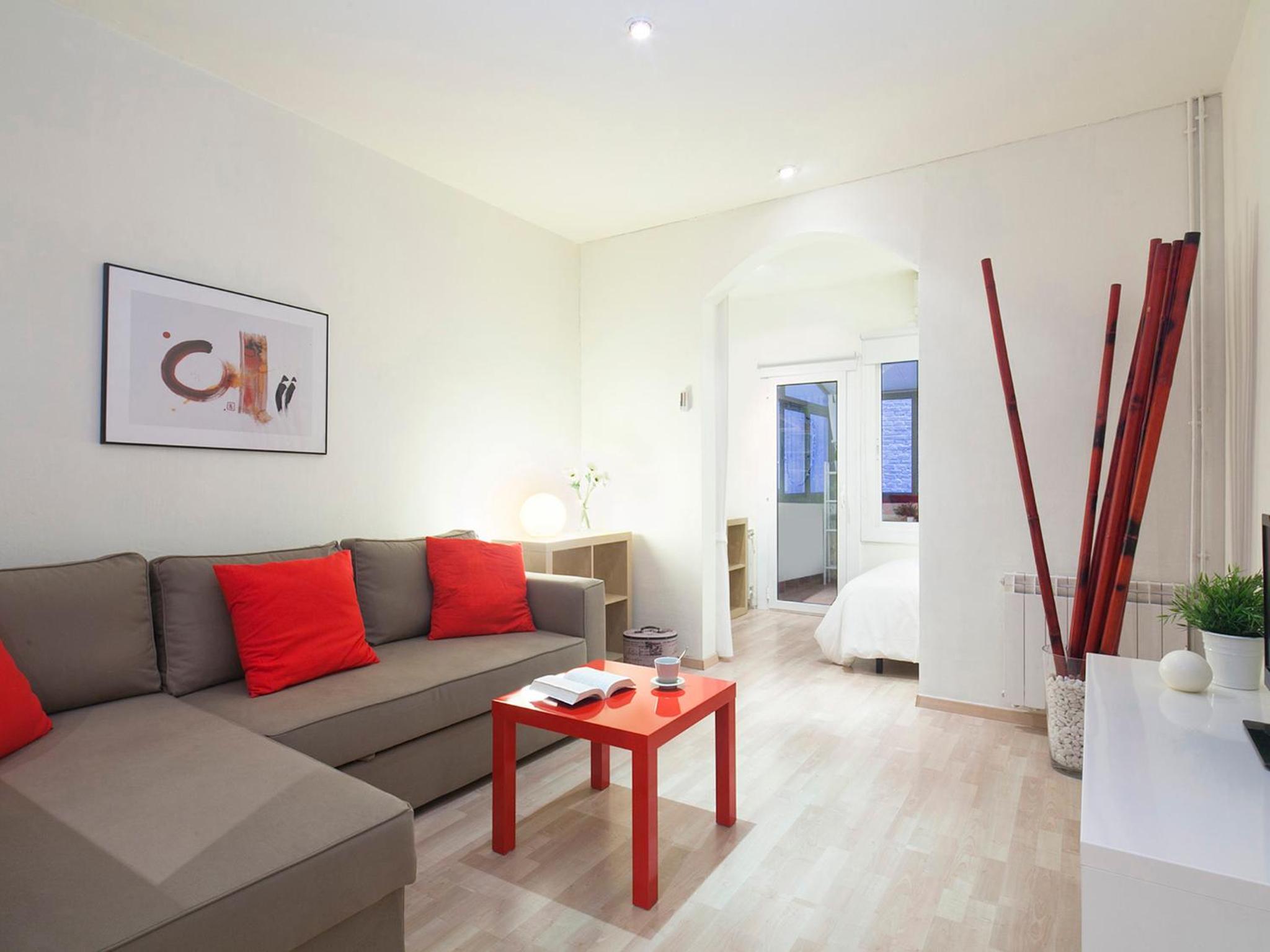 Two-Bedroom Apartment with Patio photo 3