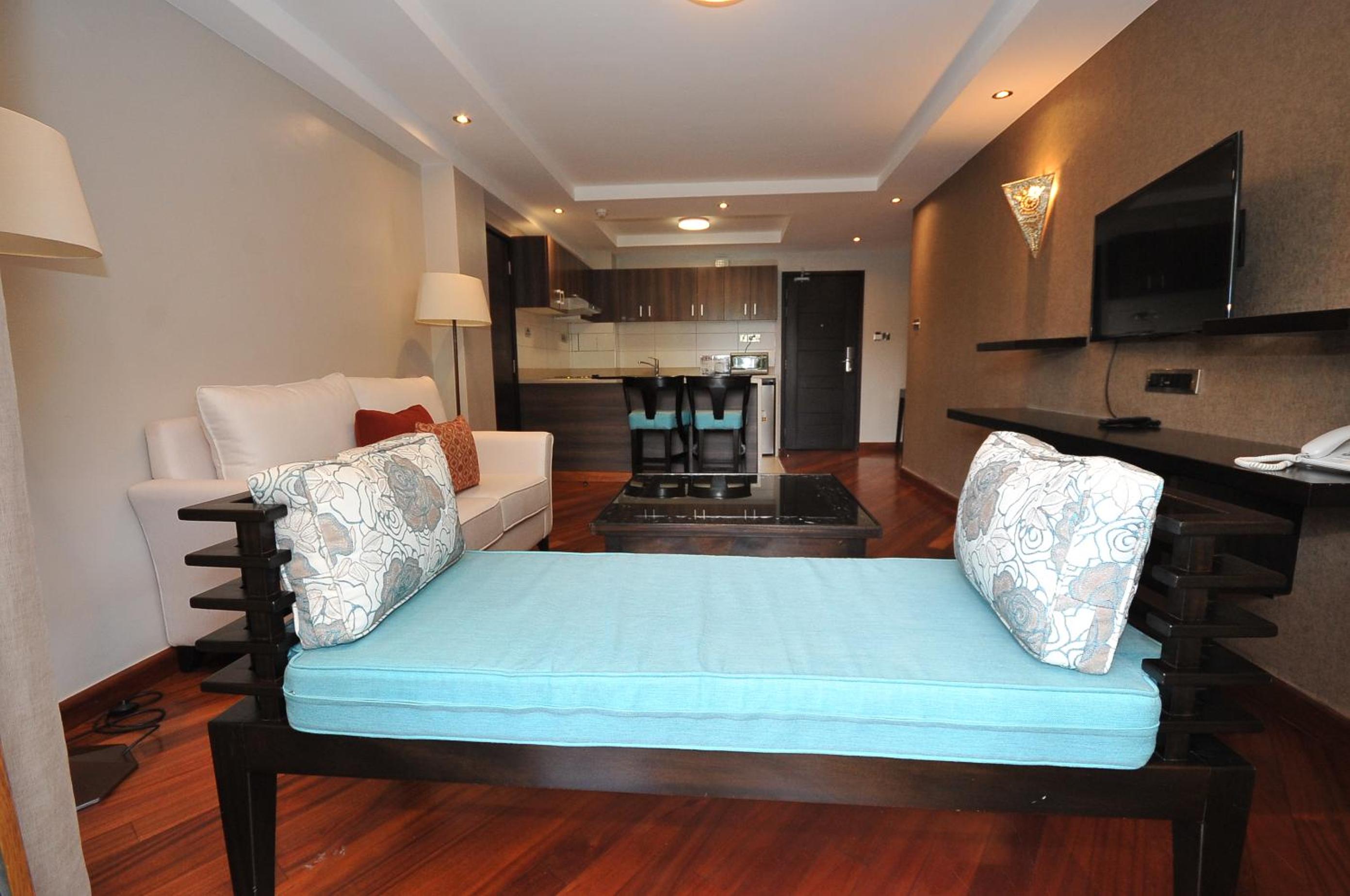 Standard One-Bedroom Apartment with Private Kitchen Free access to Swimming Pool & 10% Discount on F&B photo 3