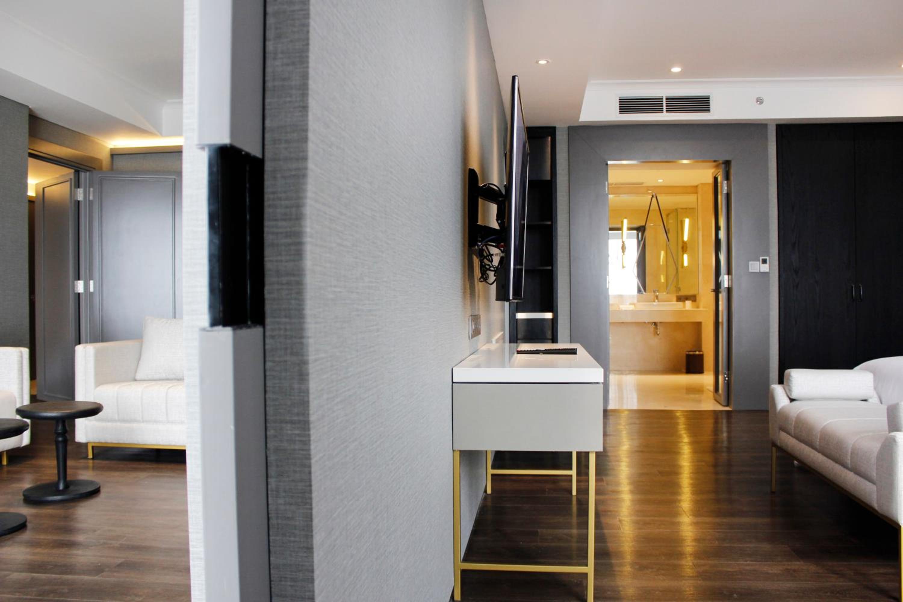 Presidential Suite
