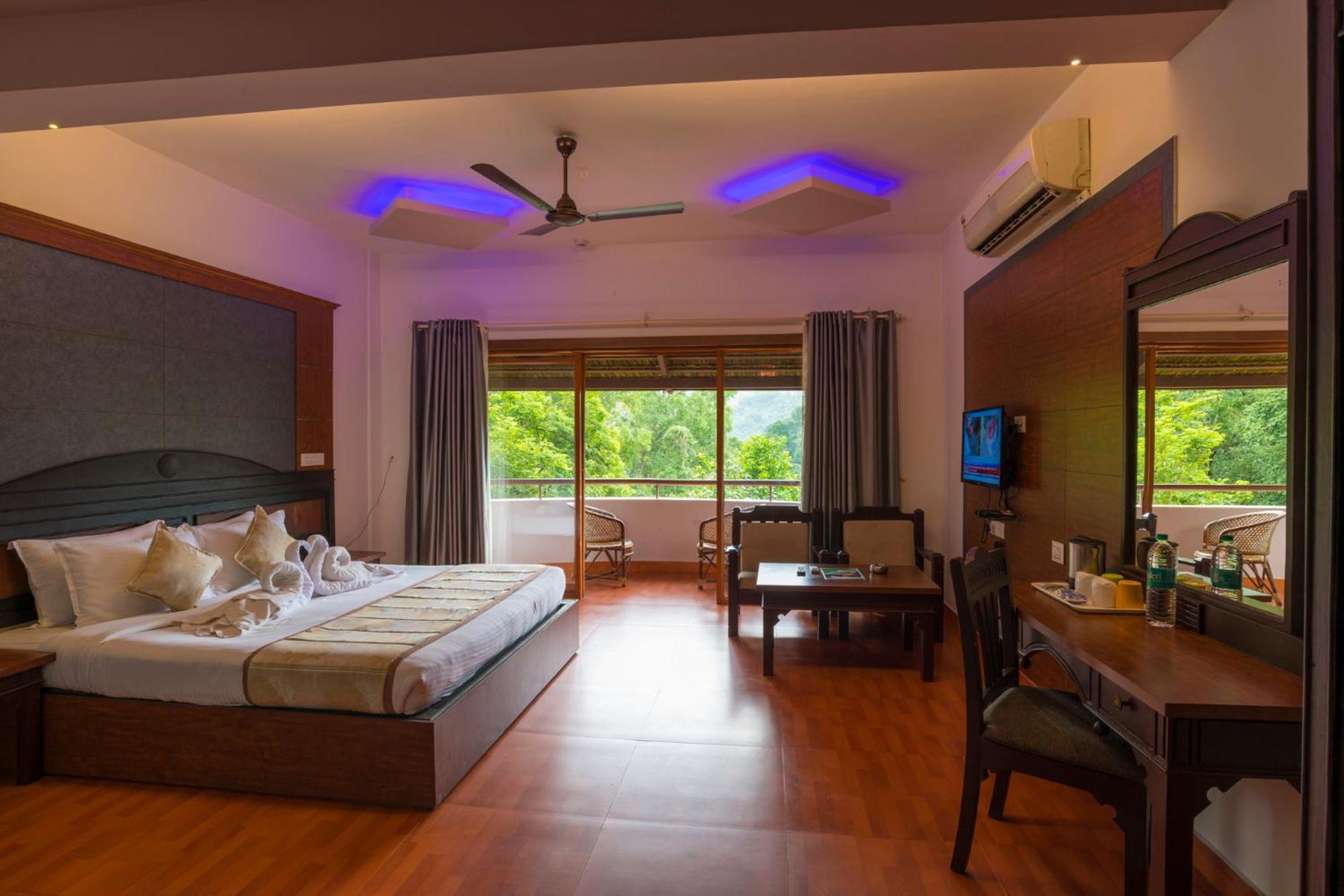 Honeymoon Nest Non AC Room photo 1