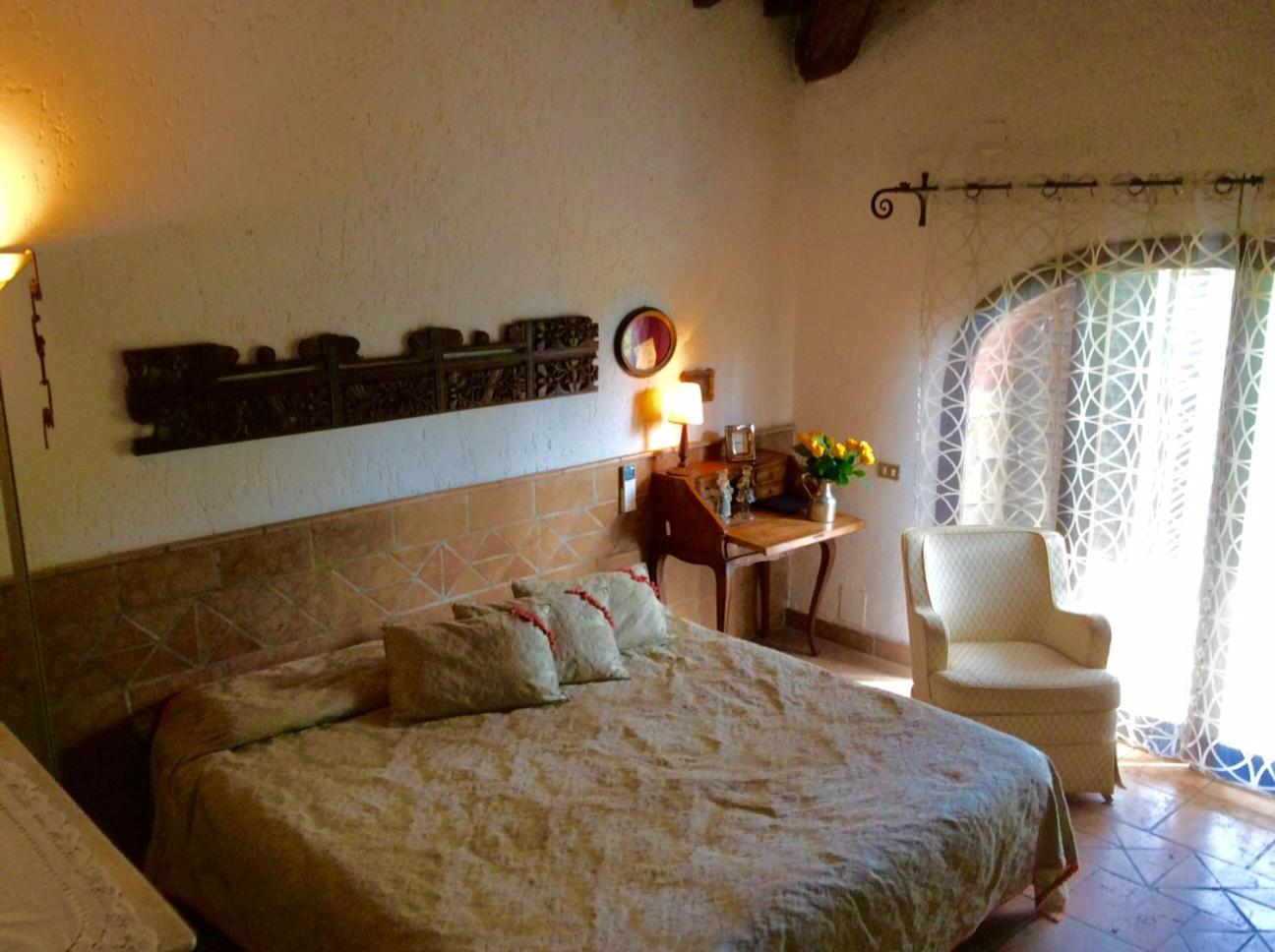 King Room with Balcony photo 1