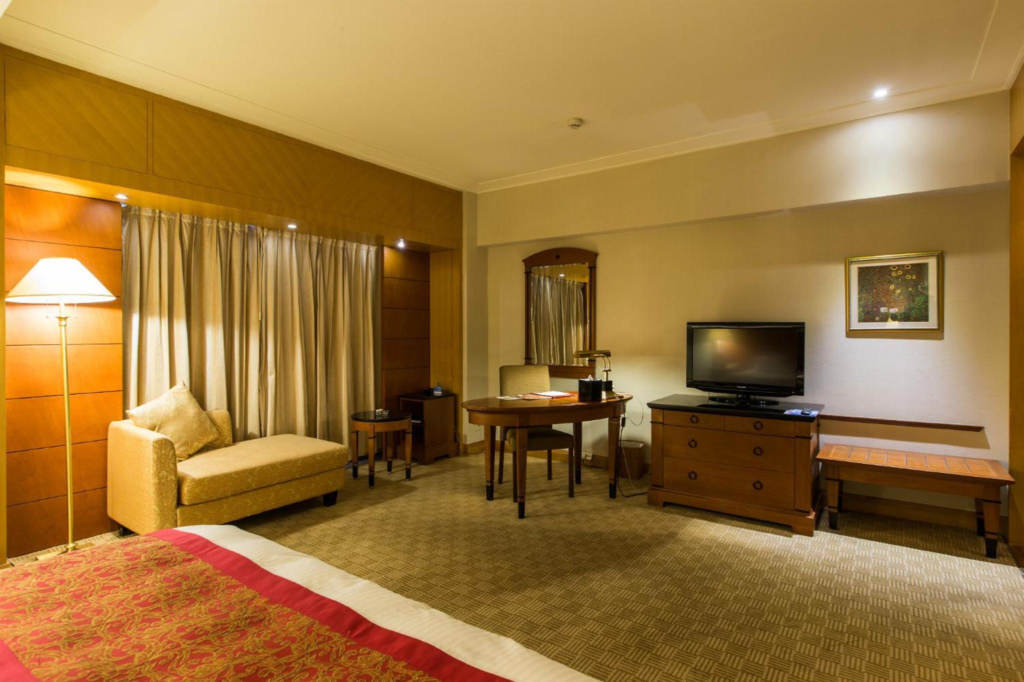 Deluxe Double or Twin Room - Photo 2