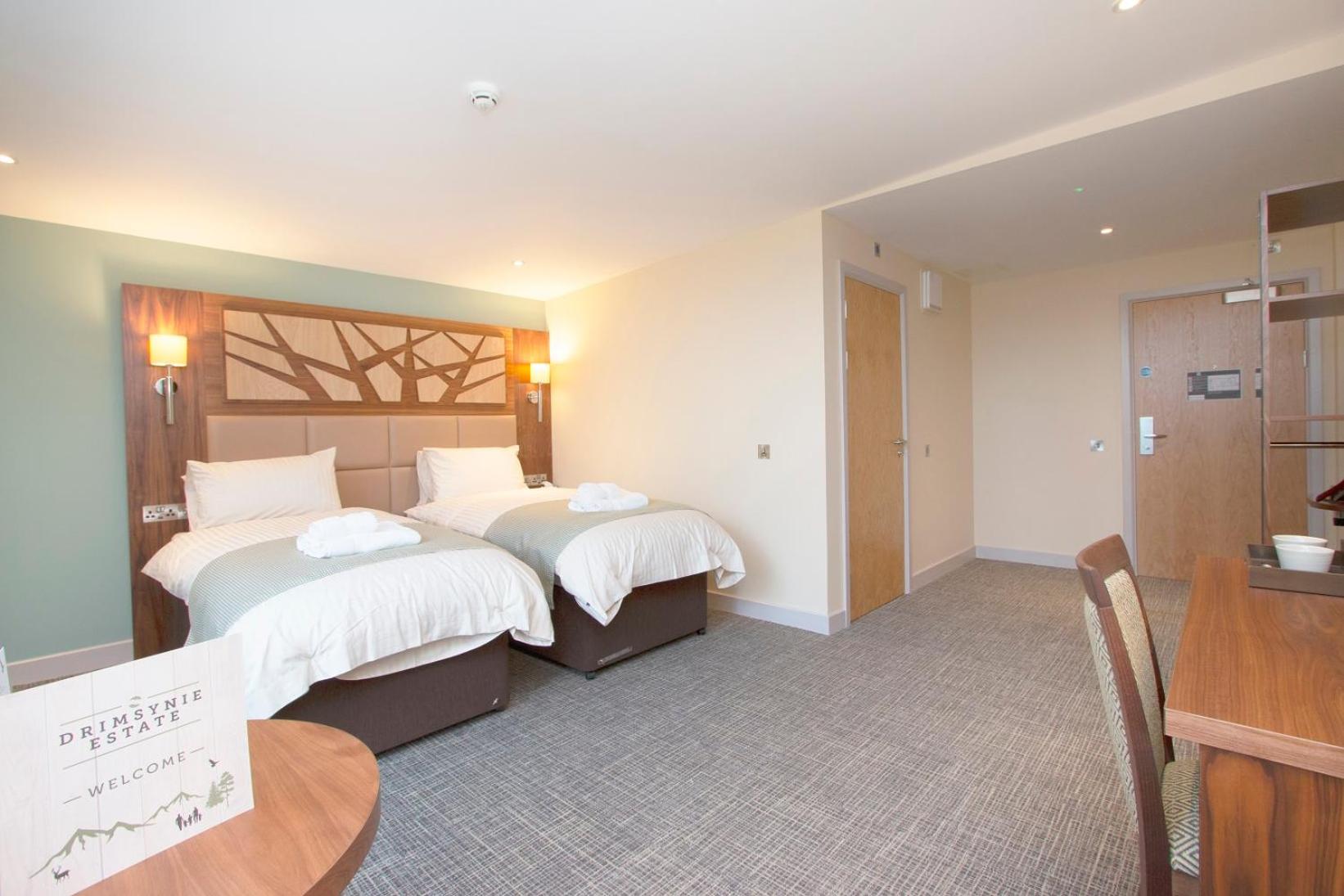 Double or Twin Room - Photo 5