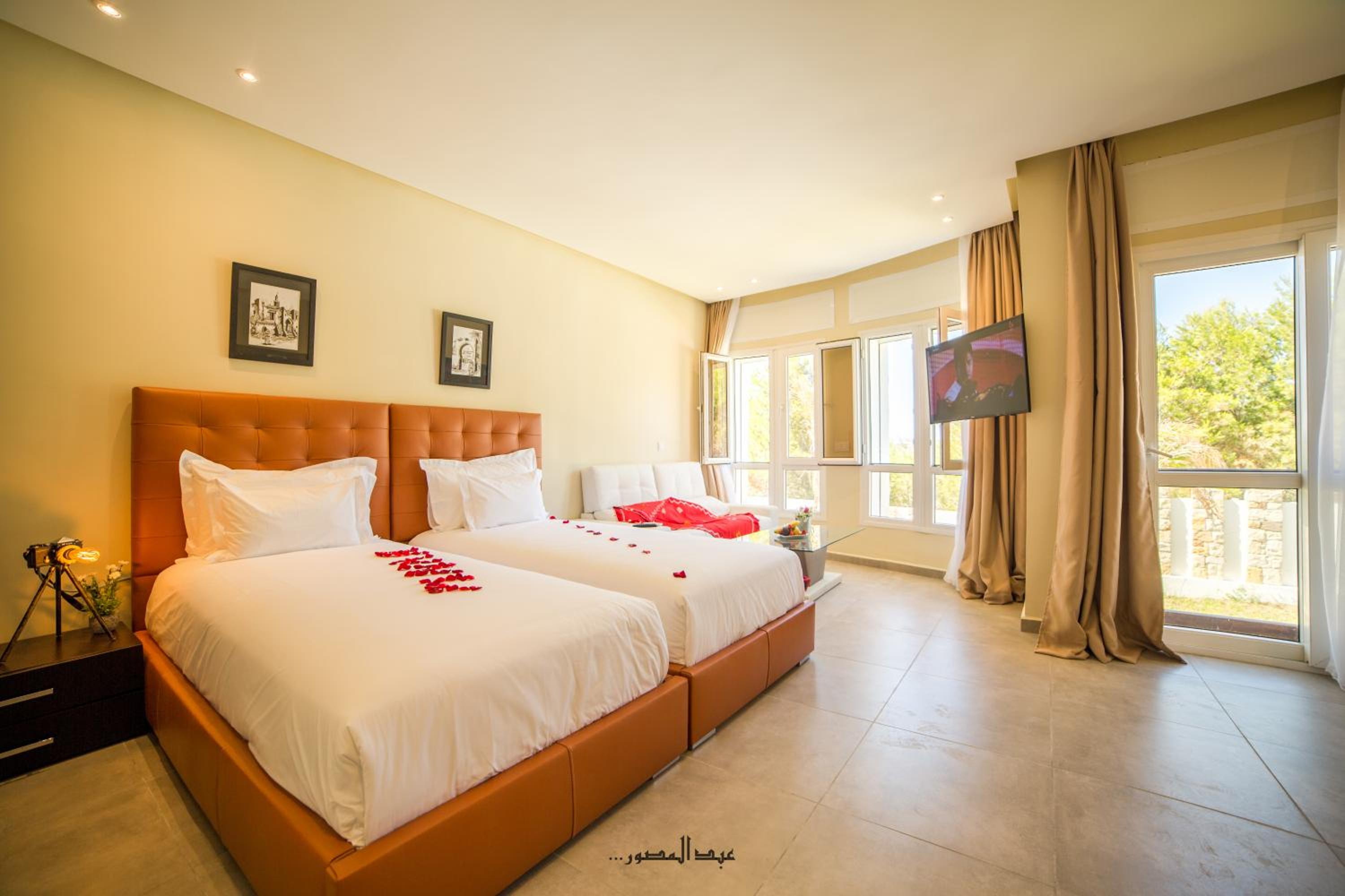 Royal Suite - Photo 11