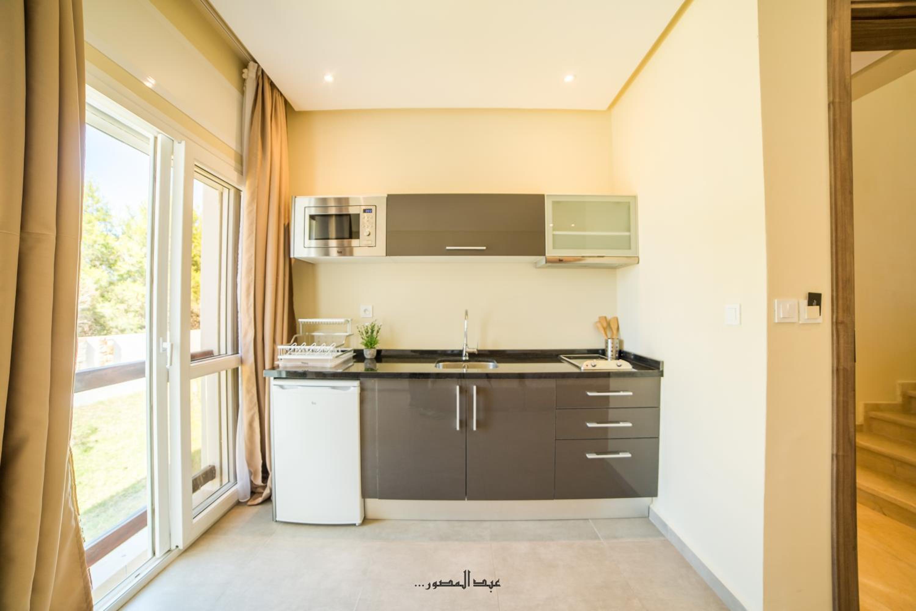 Two-Bedroom Apartment - Photo 5