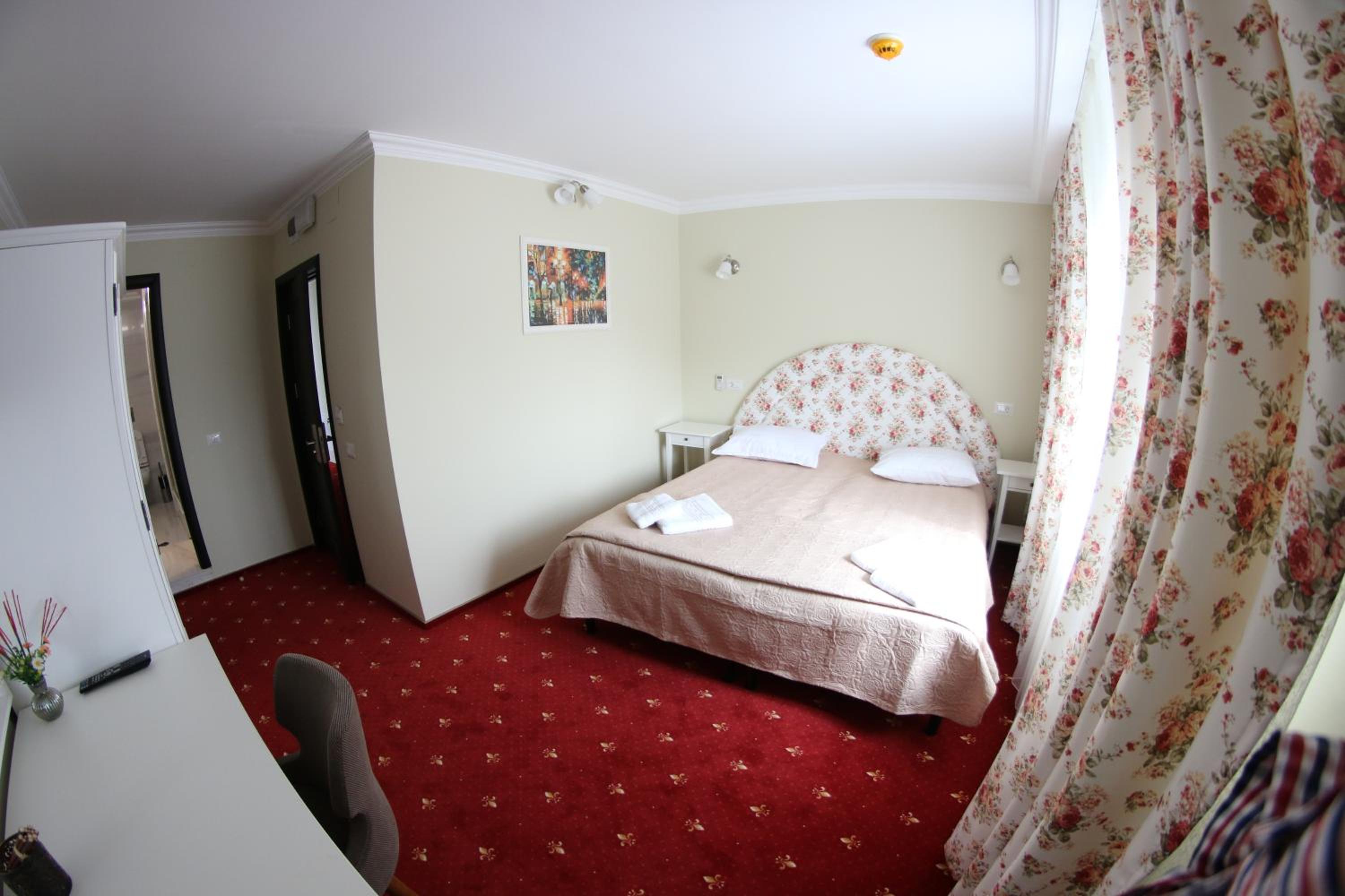 Double or Twin Room photo 1