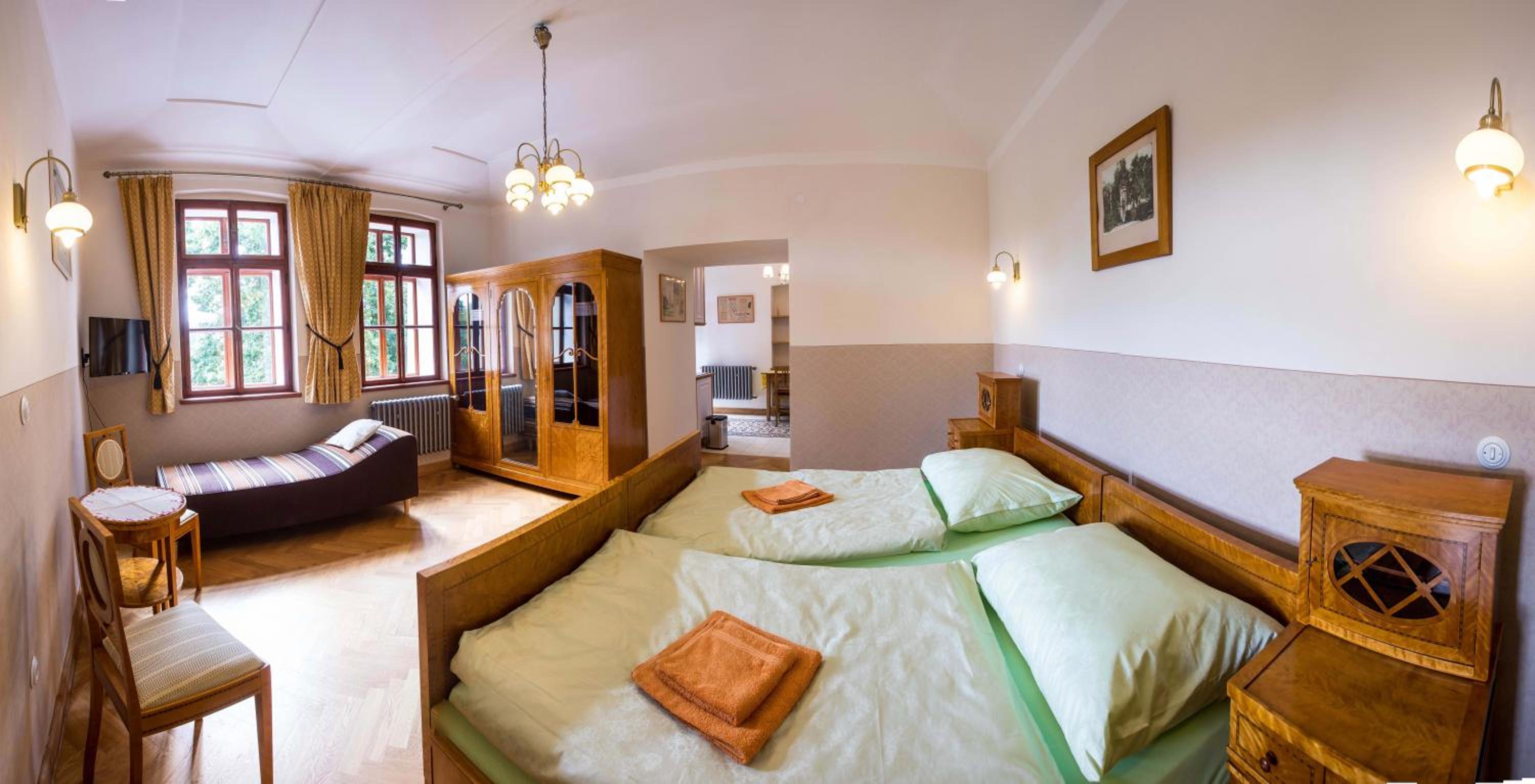 One-Bedroom Apartment with Terrace photo 1