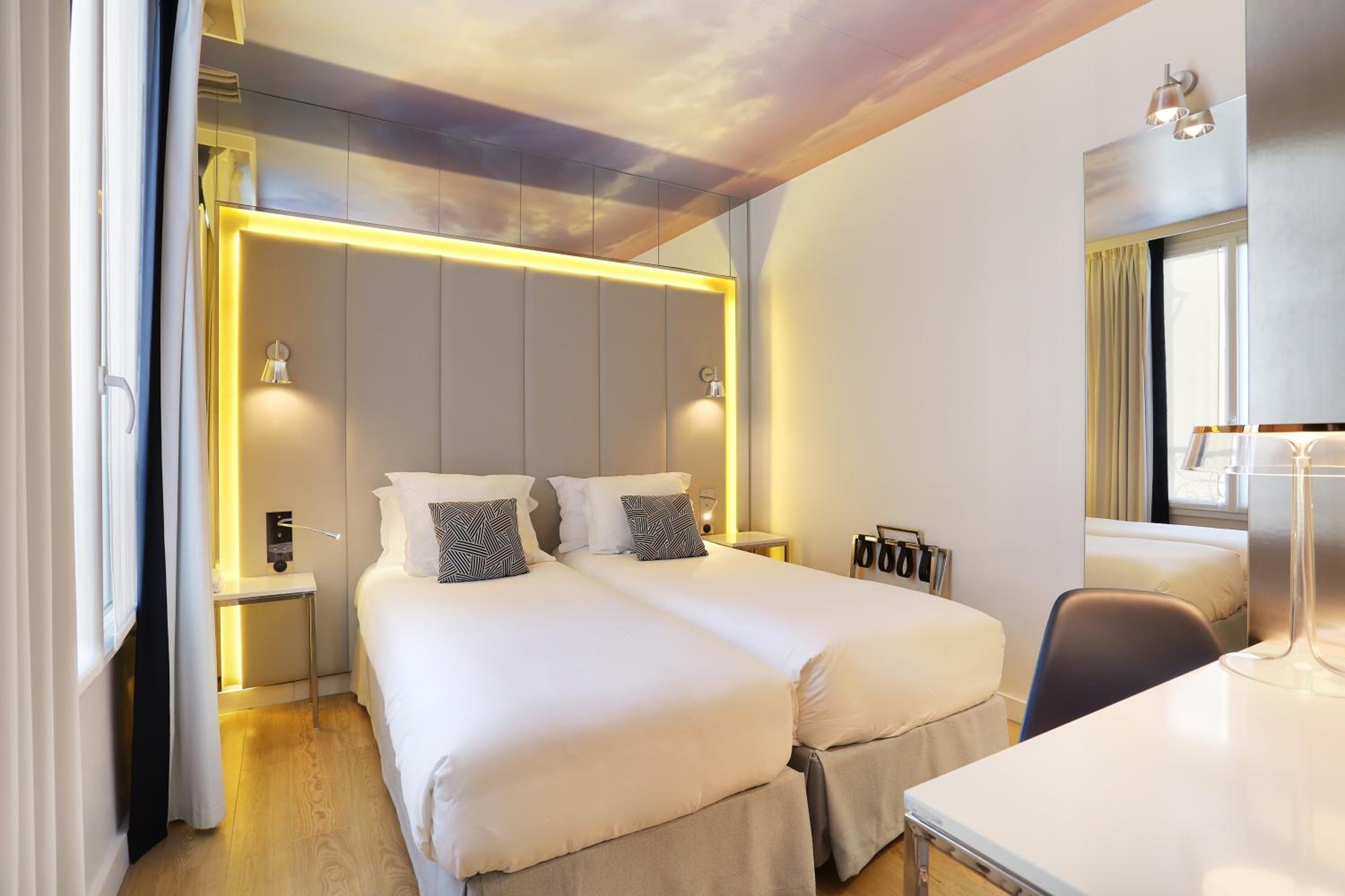 Twin Room photo 1