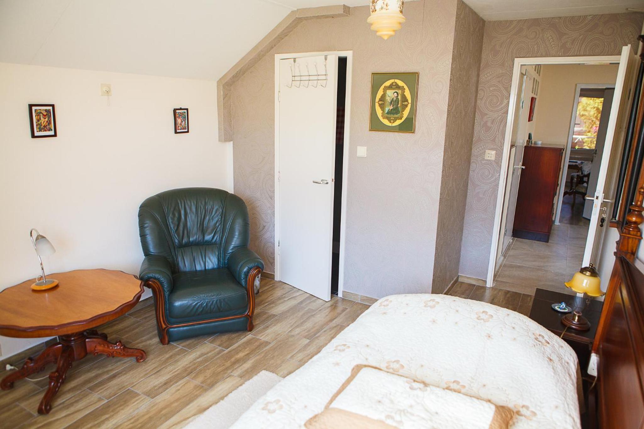 Single Room photo 2