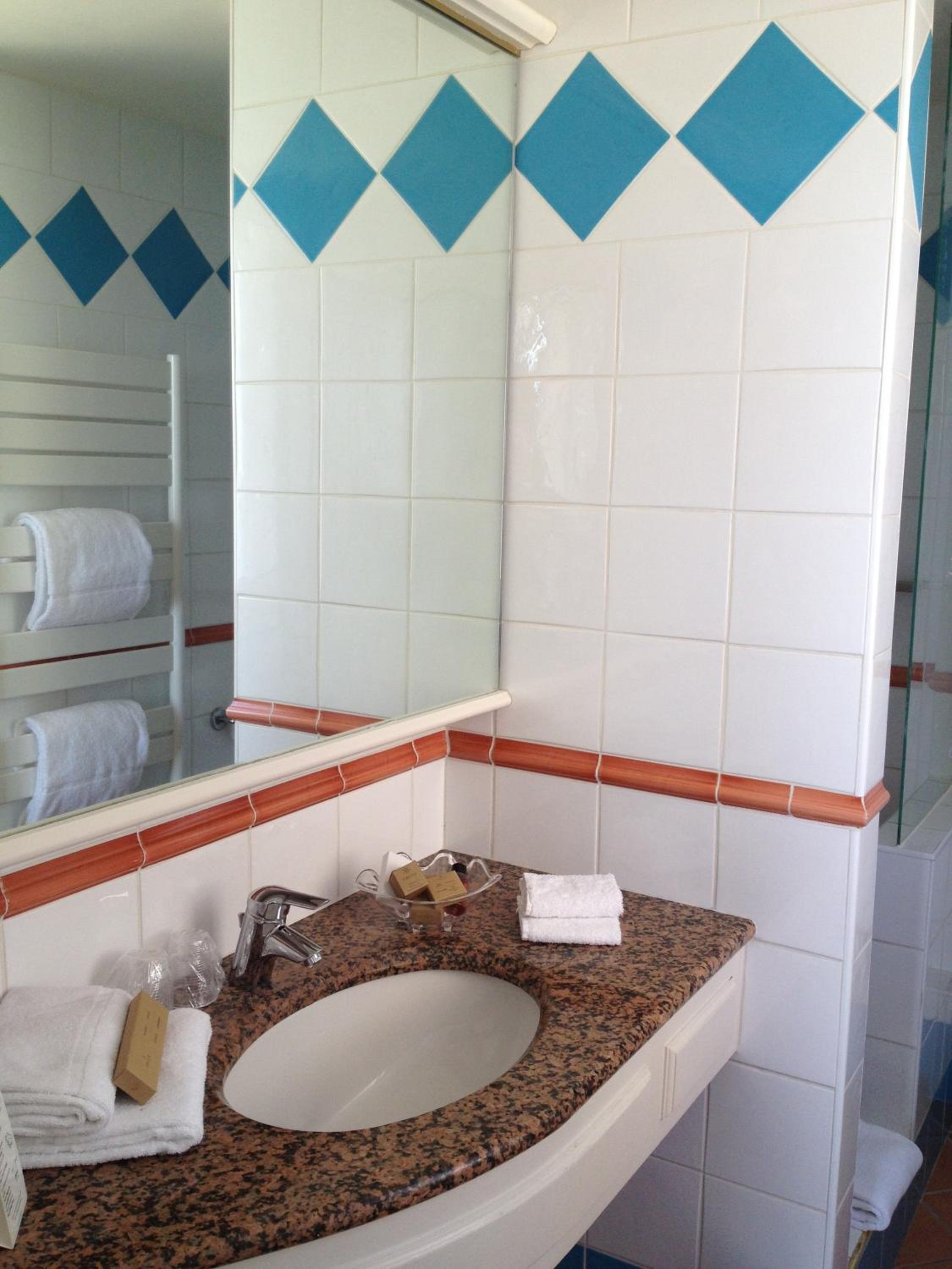 Prestige Double Room with Sea View - Photo 5