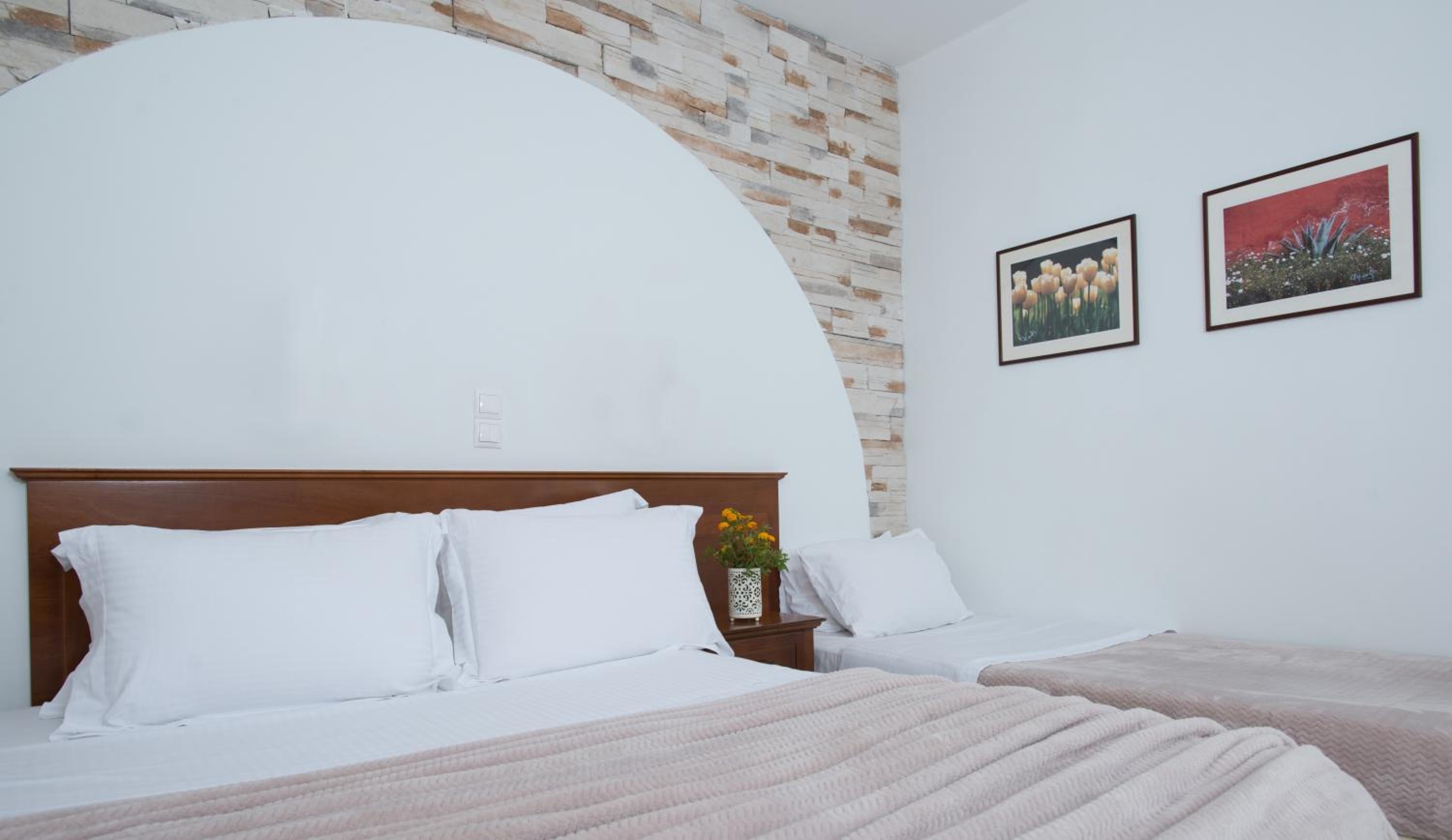 Standard Triple Room photo 3