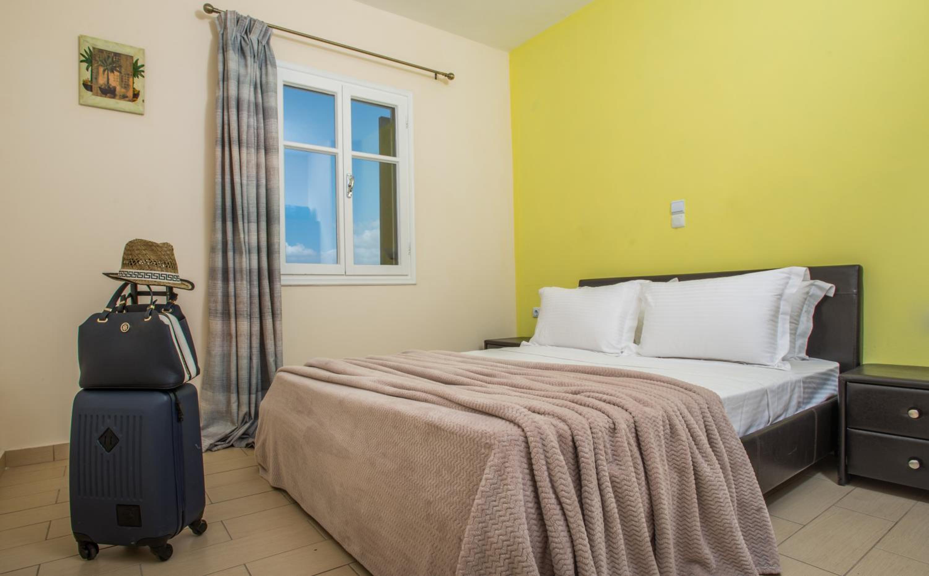 Suite with Balcony and Sea View photo 1