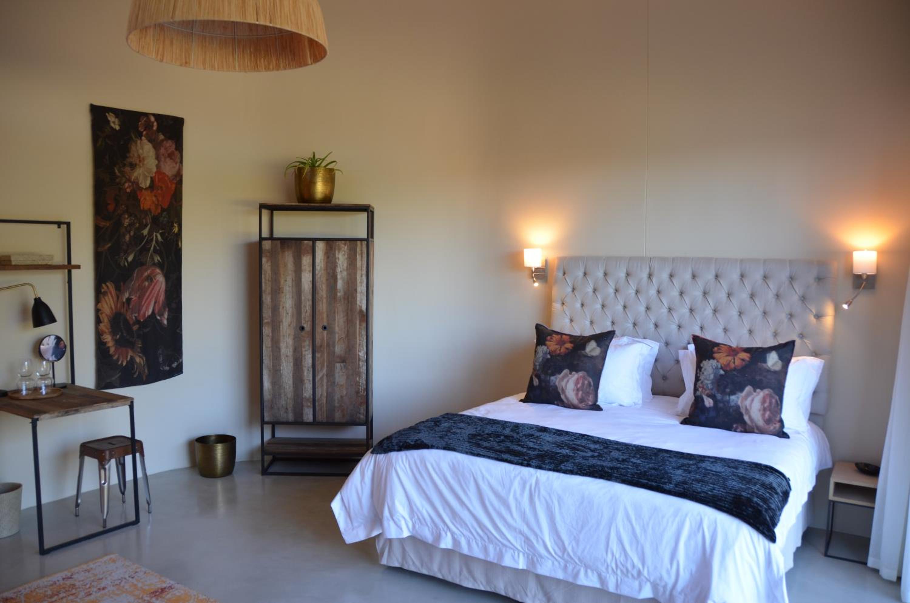 Luxury Suite - Master Suite or Pool House  photo 3
