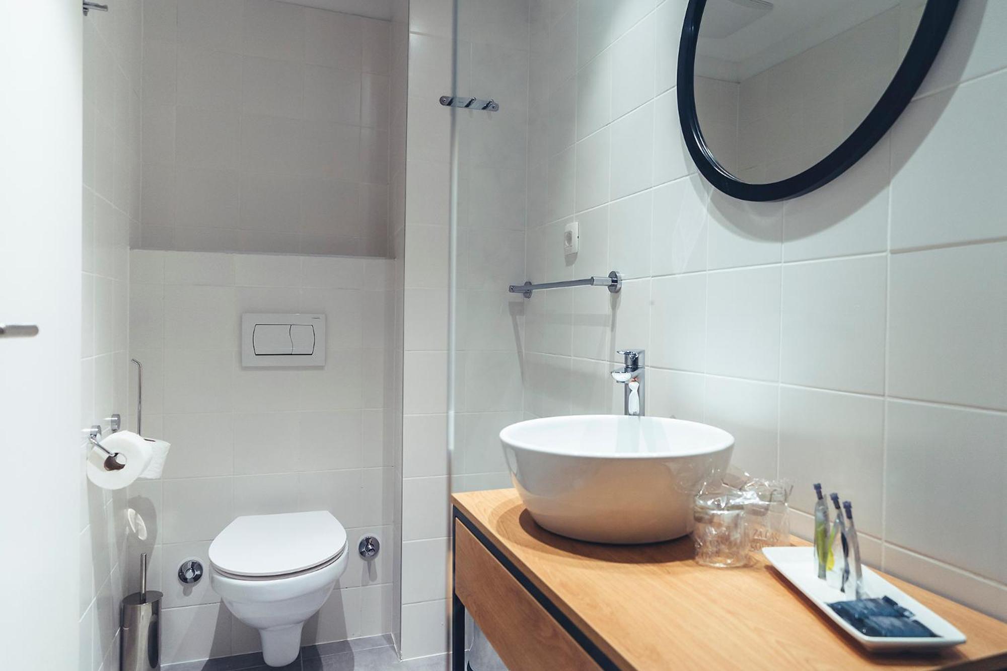 Standard Double Room with Sea View - Photo 2