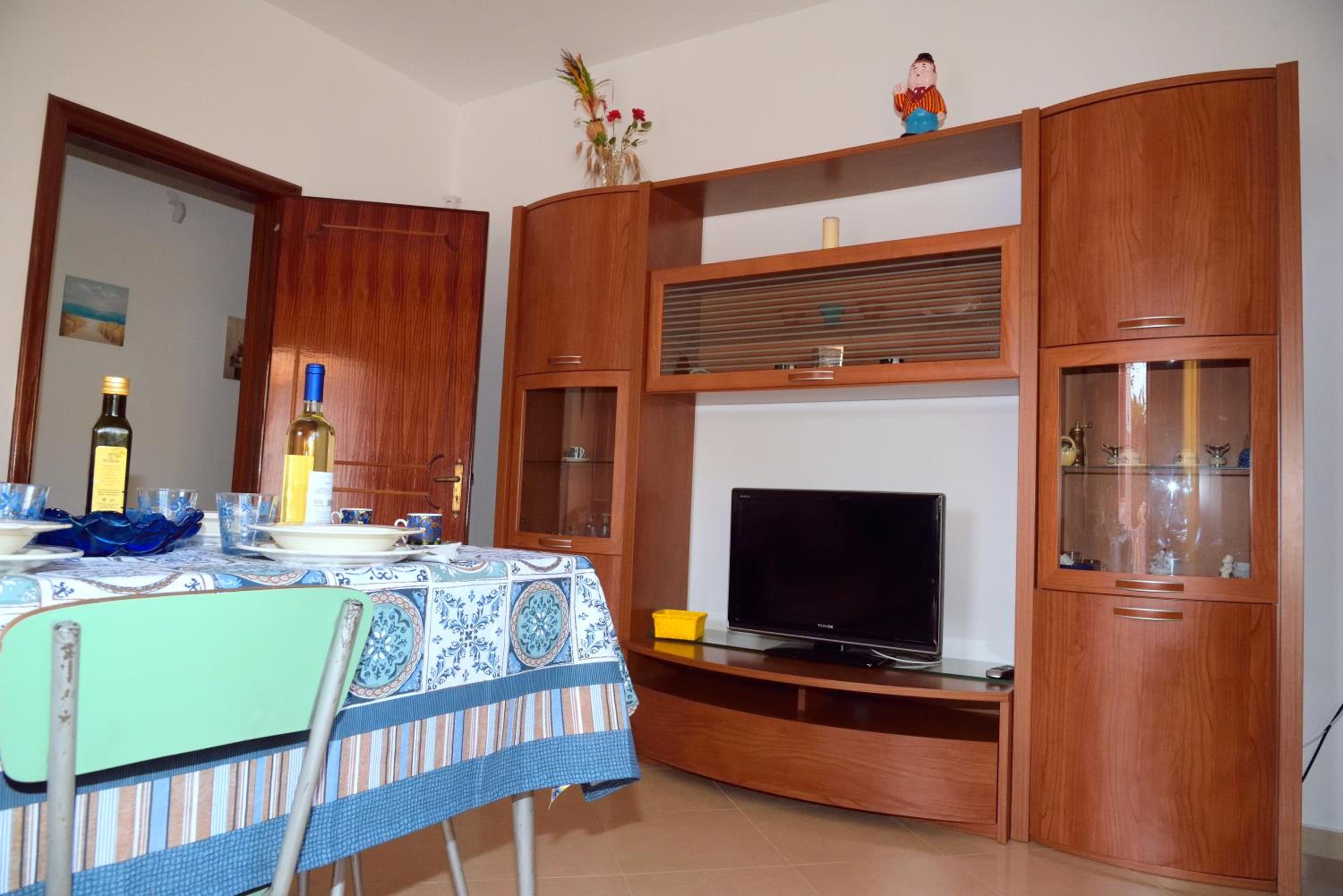 Three-Bedroom House photo 2