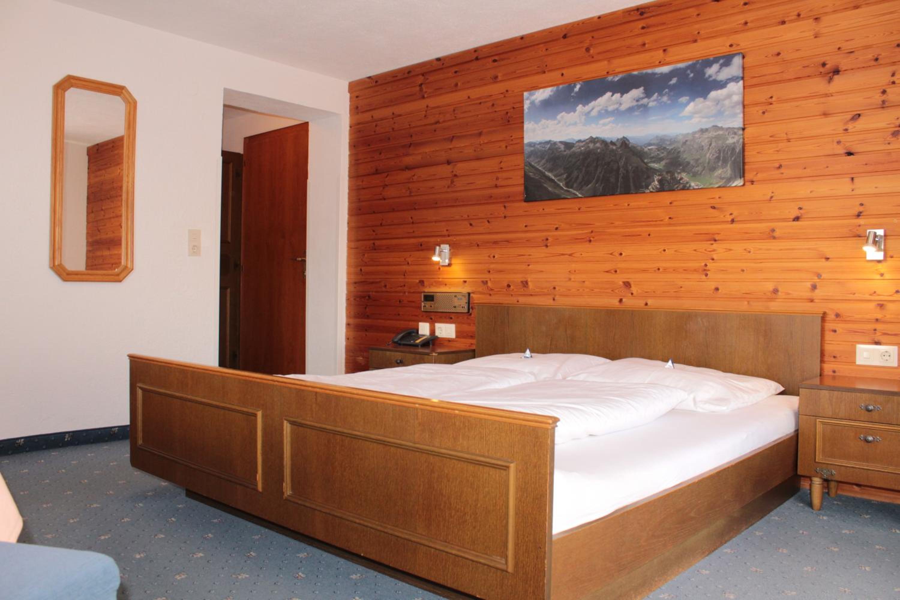 Standard Double Room west - Photo 5