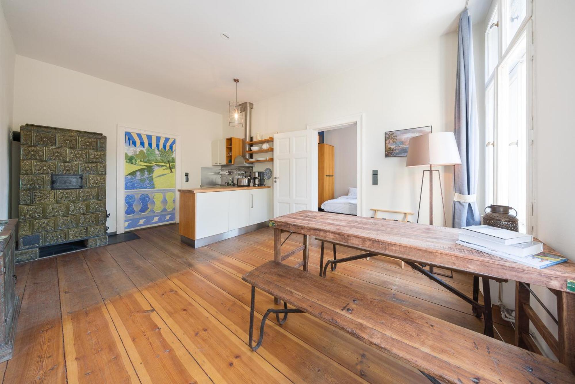 Apartment photo 1