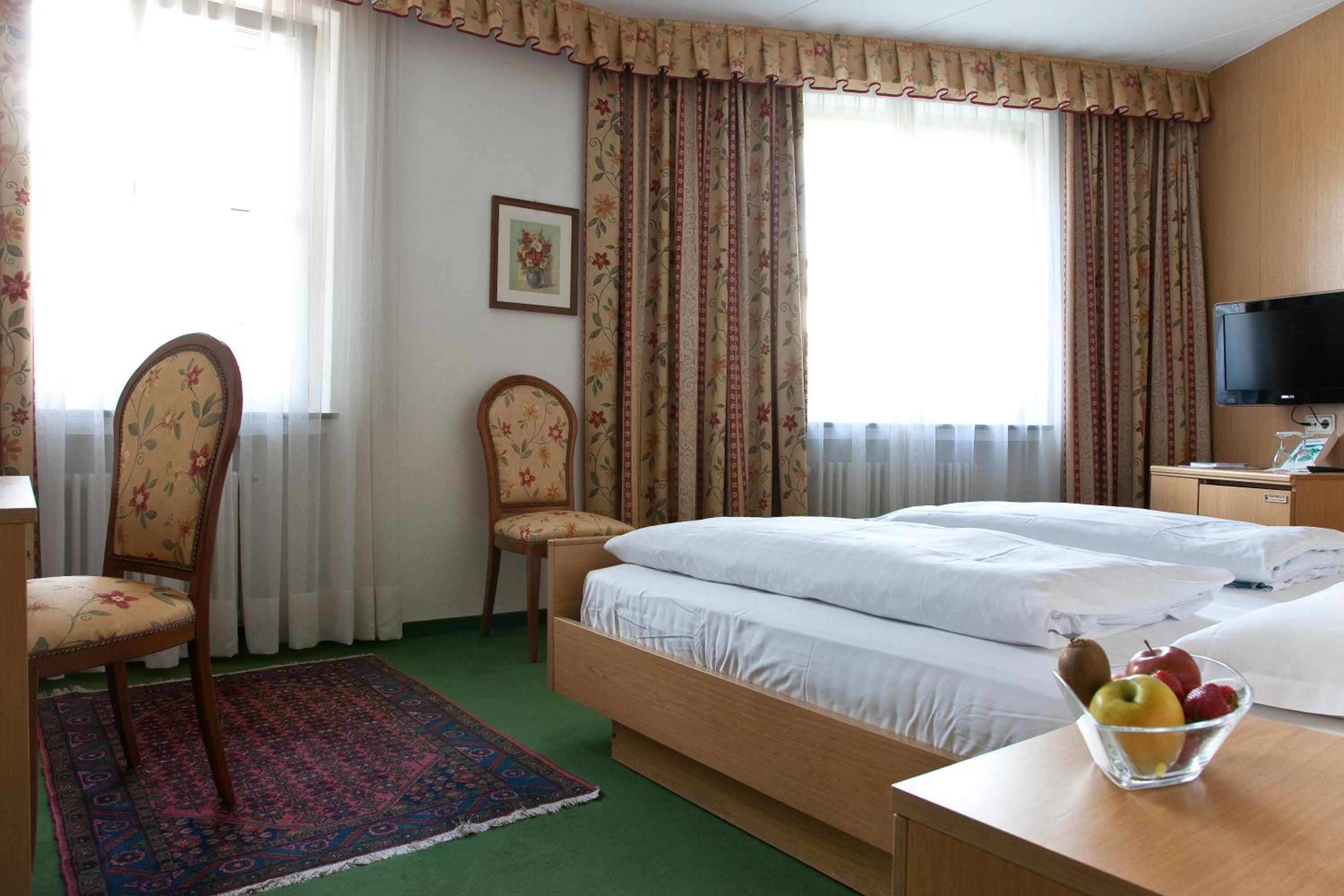 Standard Double Room - Photo 2