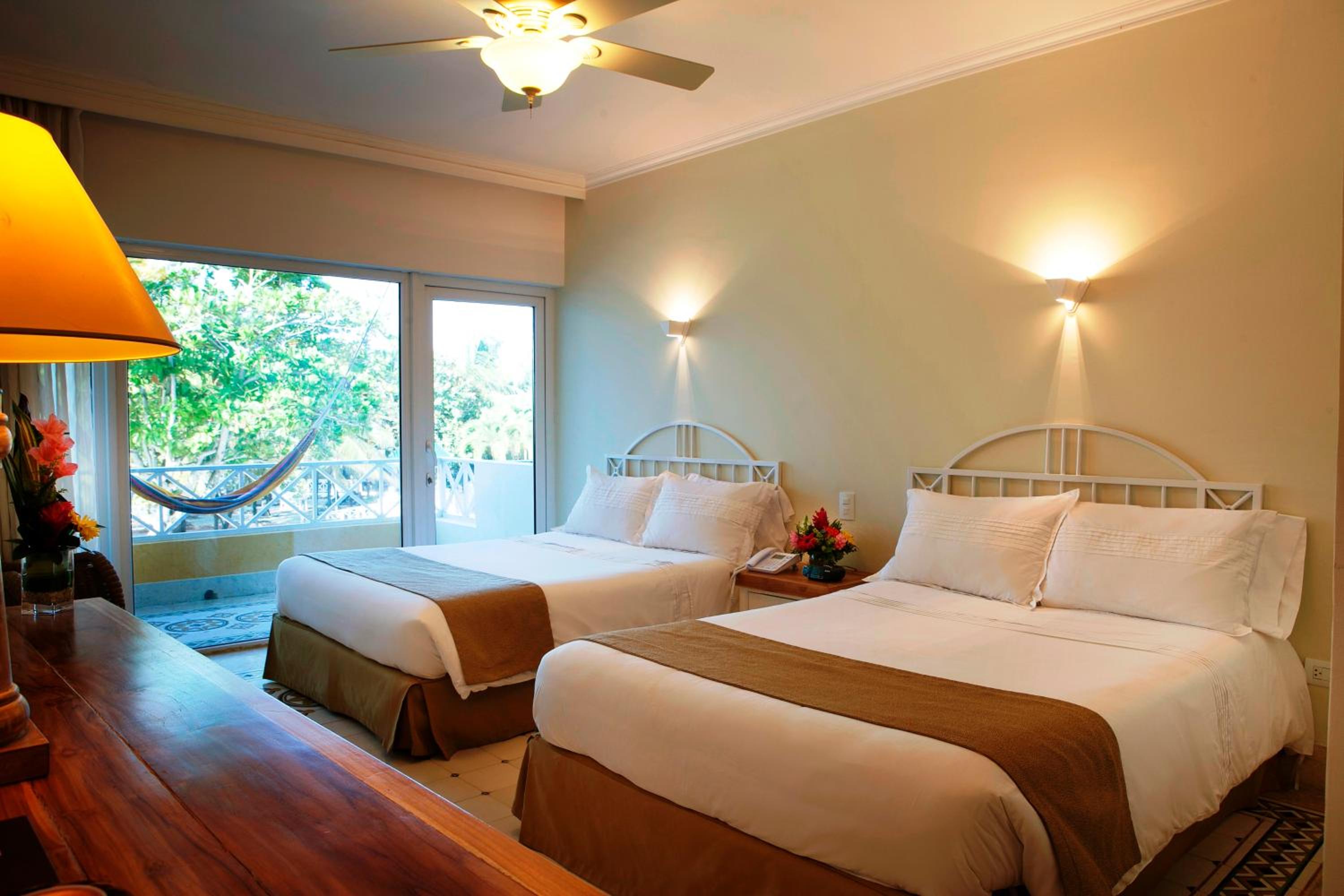 Triple Room (2 Adults + 1 Child) photo 2