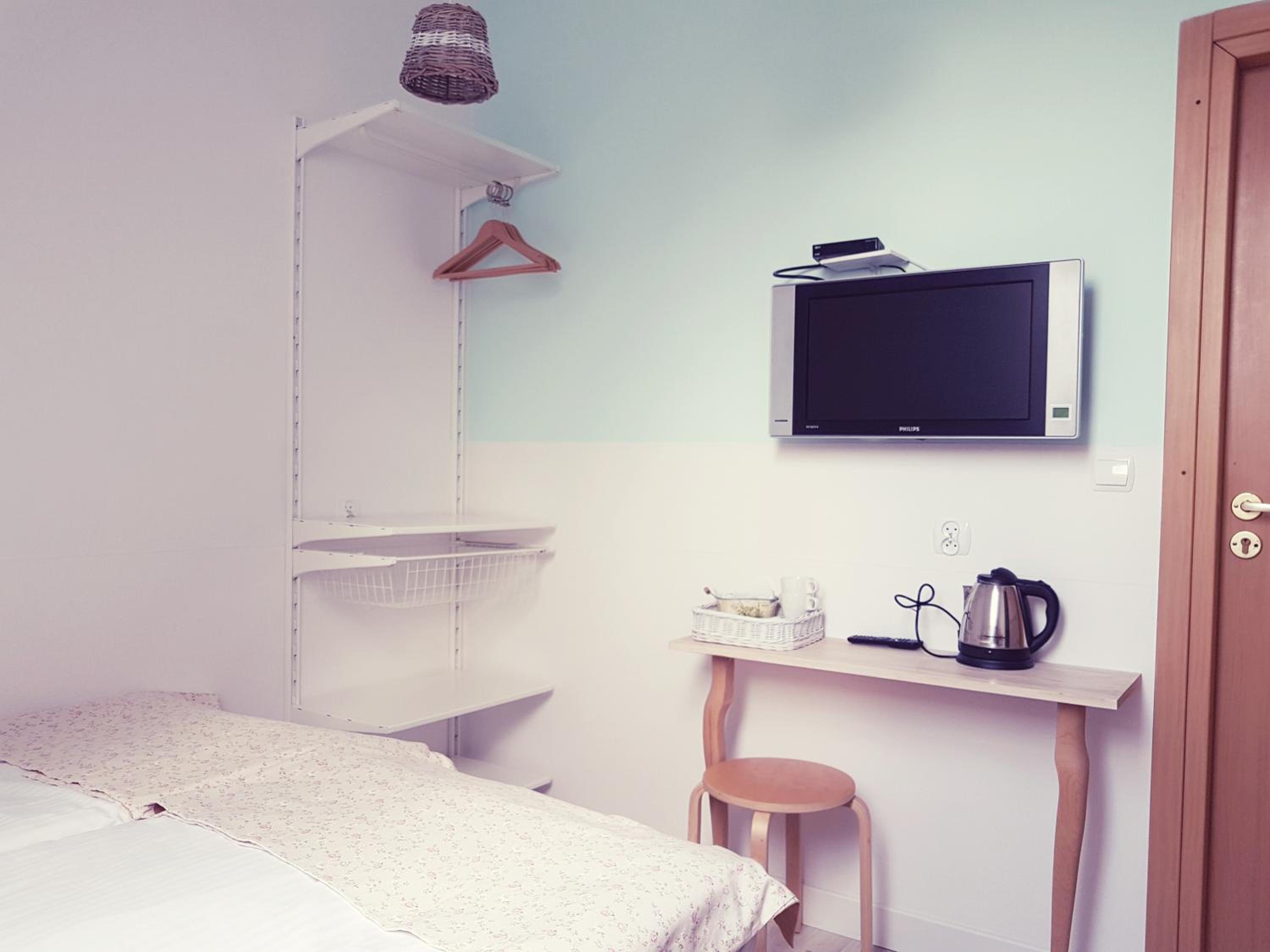 Economy Double Room photo 3